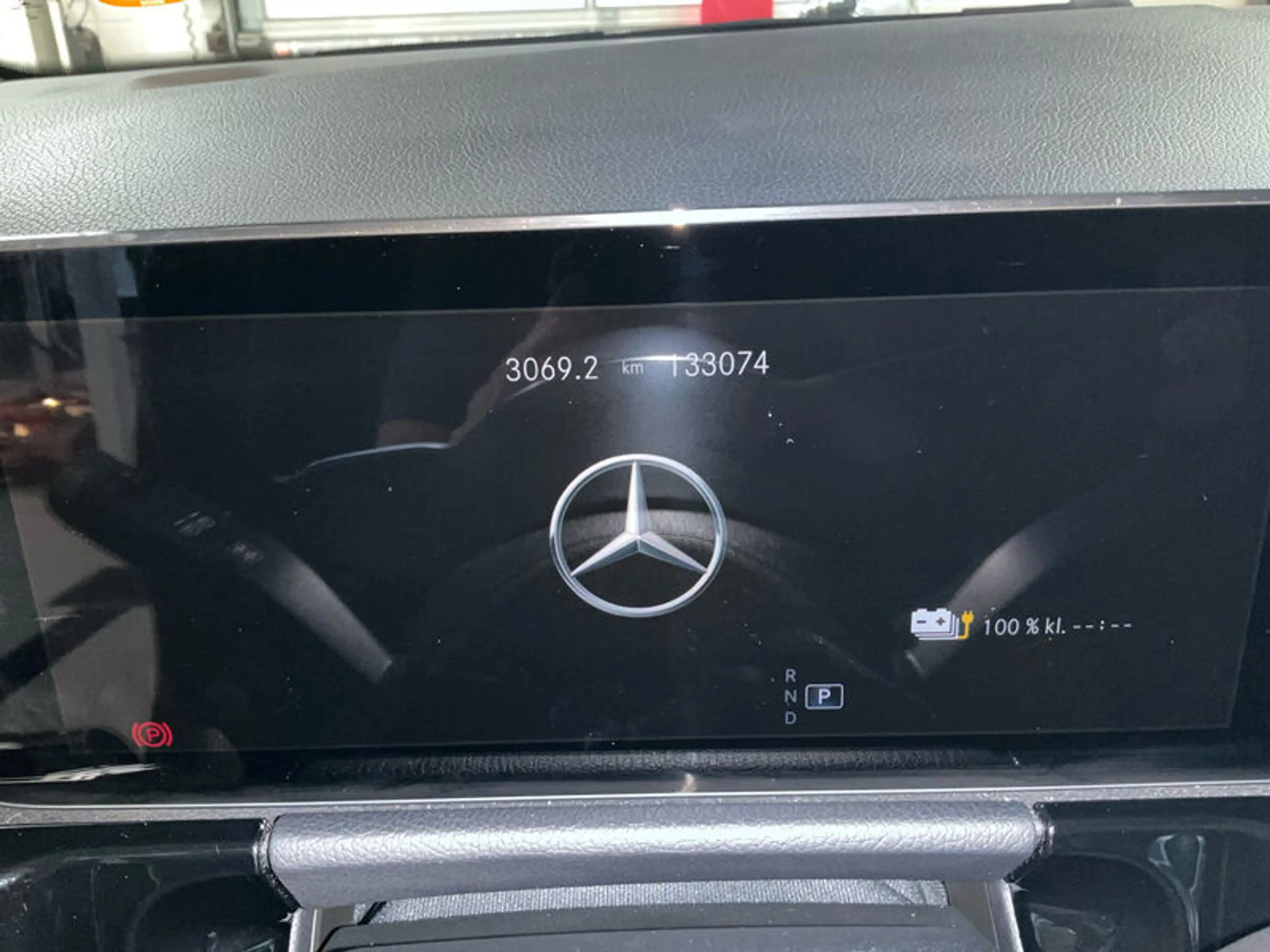 Mercedes-Benz GLA 250 NAVI LED RADIO TEMPO MFL SHZ VC AHK KAMERA ACC T-Leder — photo 11