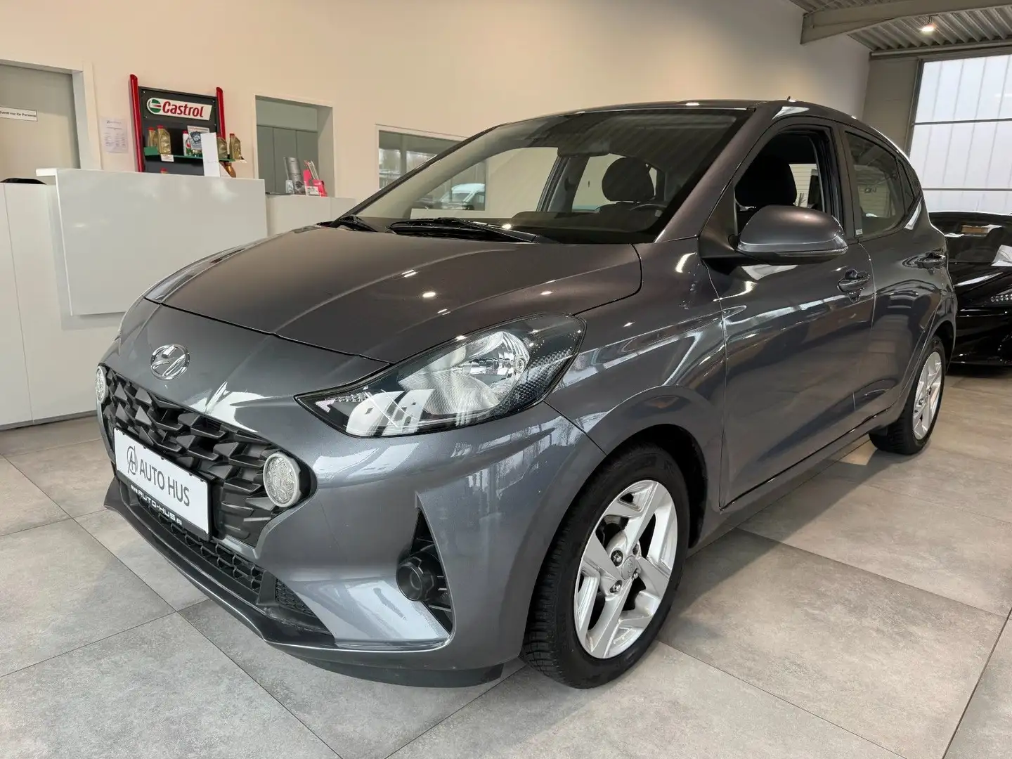 Hyundai i10 Trend Klima/Bluetooth/PDC/SHZ/Allwetterreifen Gris - 1