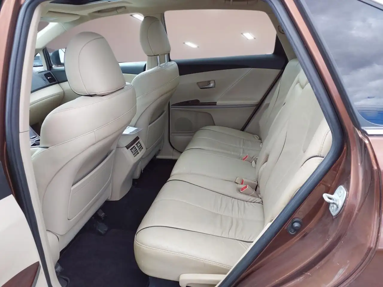 Toyota Venza fotografie Toyota Venza