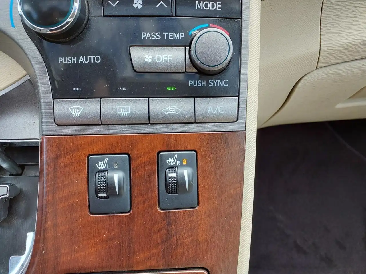 Toyota Venza снимка Toyota Venza