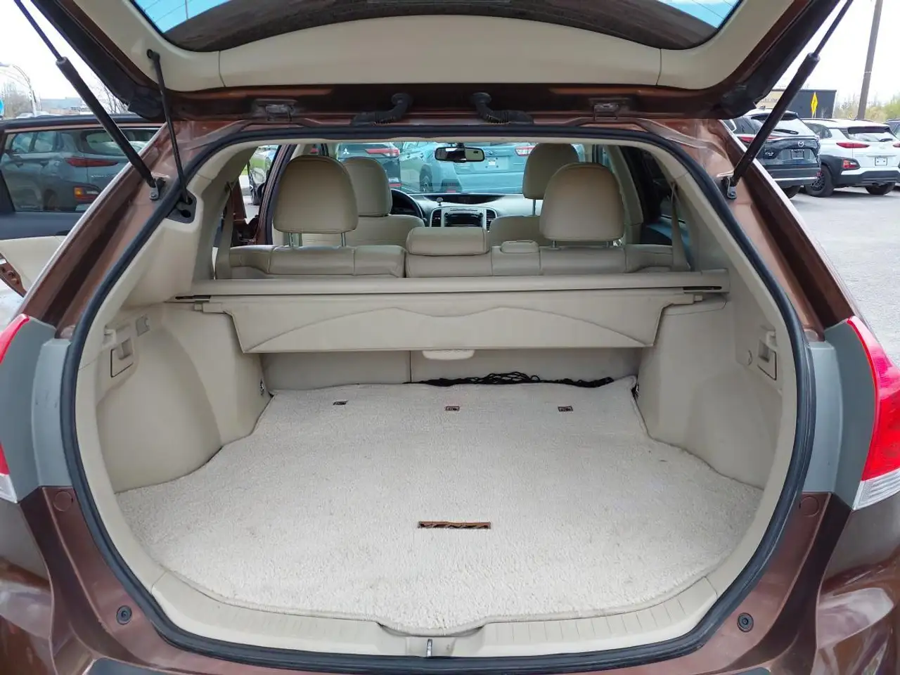 Toyota Venza снимка Toyota Venza