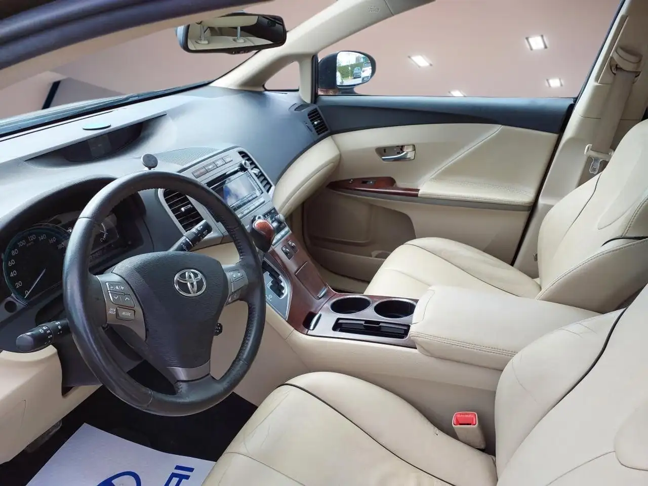 Toyota Venza fotografie Toyota Venza