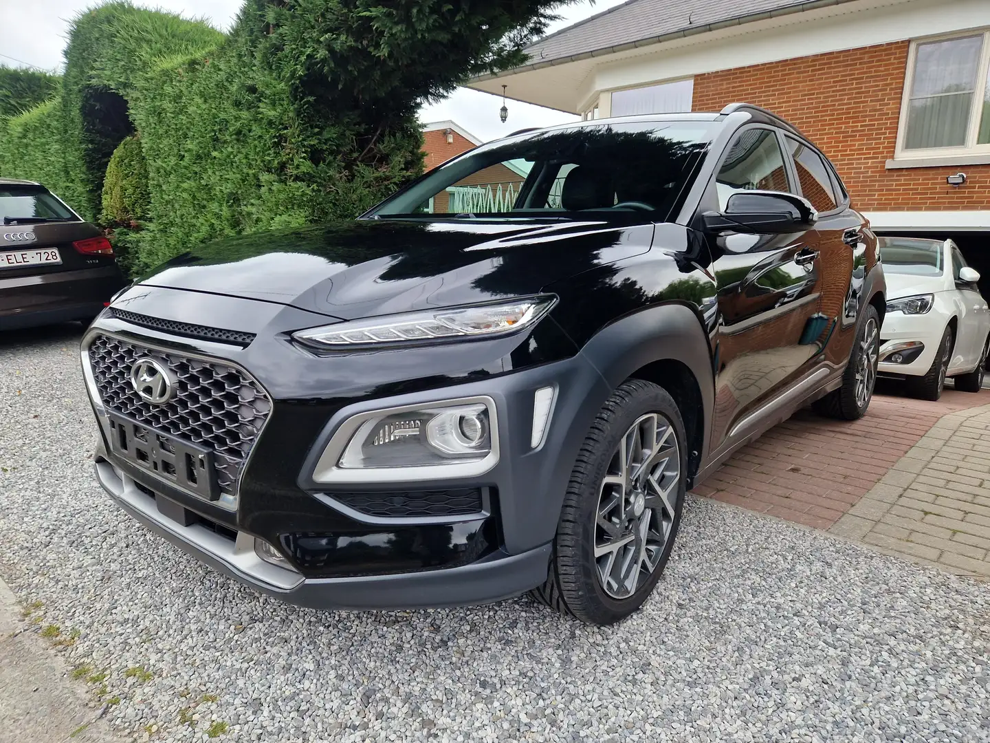 Hyundai KONA 1.6 GDi HEV Sky (BlueLink) DCT / HYBRID / GARANTIE Negro - 1