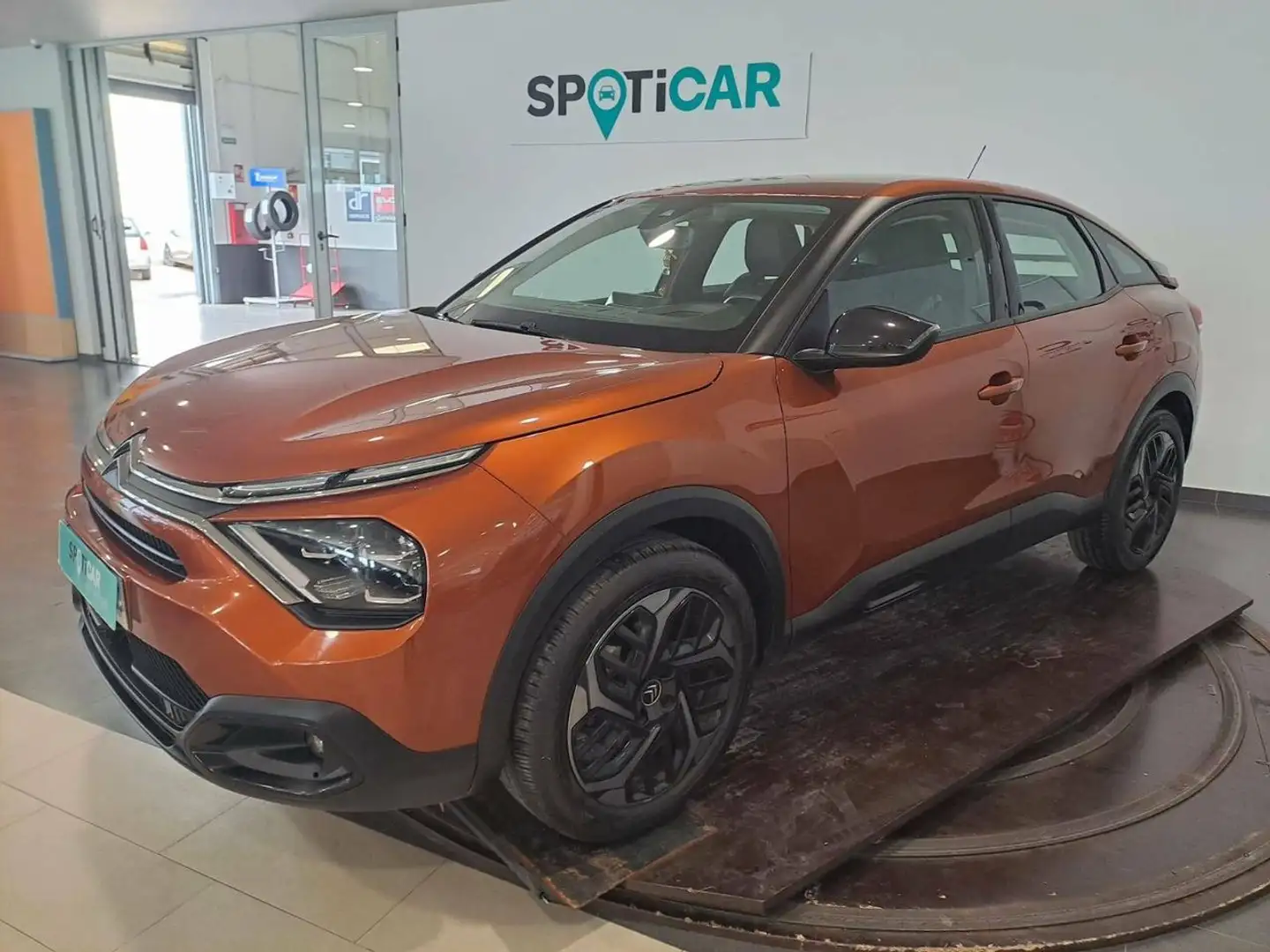 Citroen C4 1.2 PureTech Feel Pack S&S 130 Naranja - 1