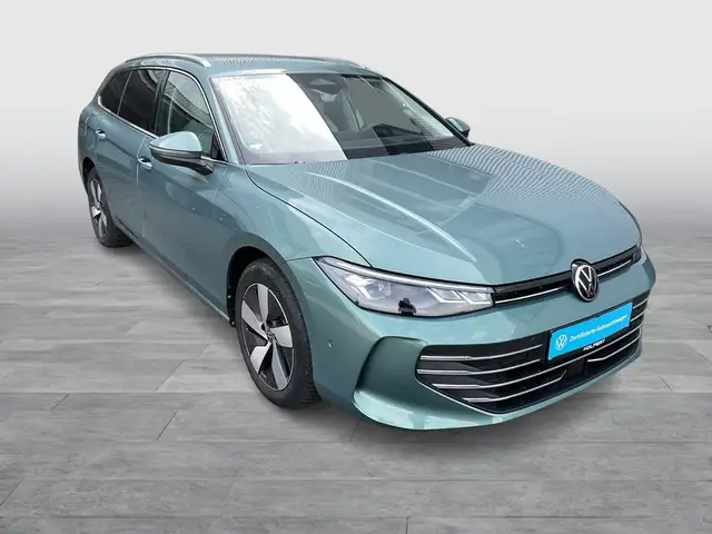 Volkswagen Passat view 7