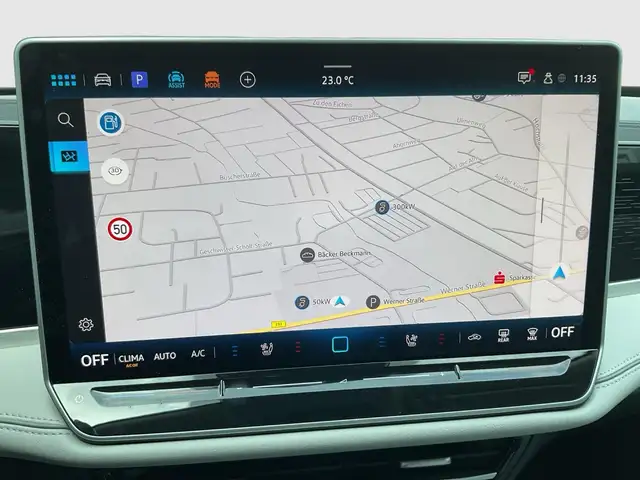 Volkswagen Passat view 13
