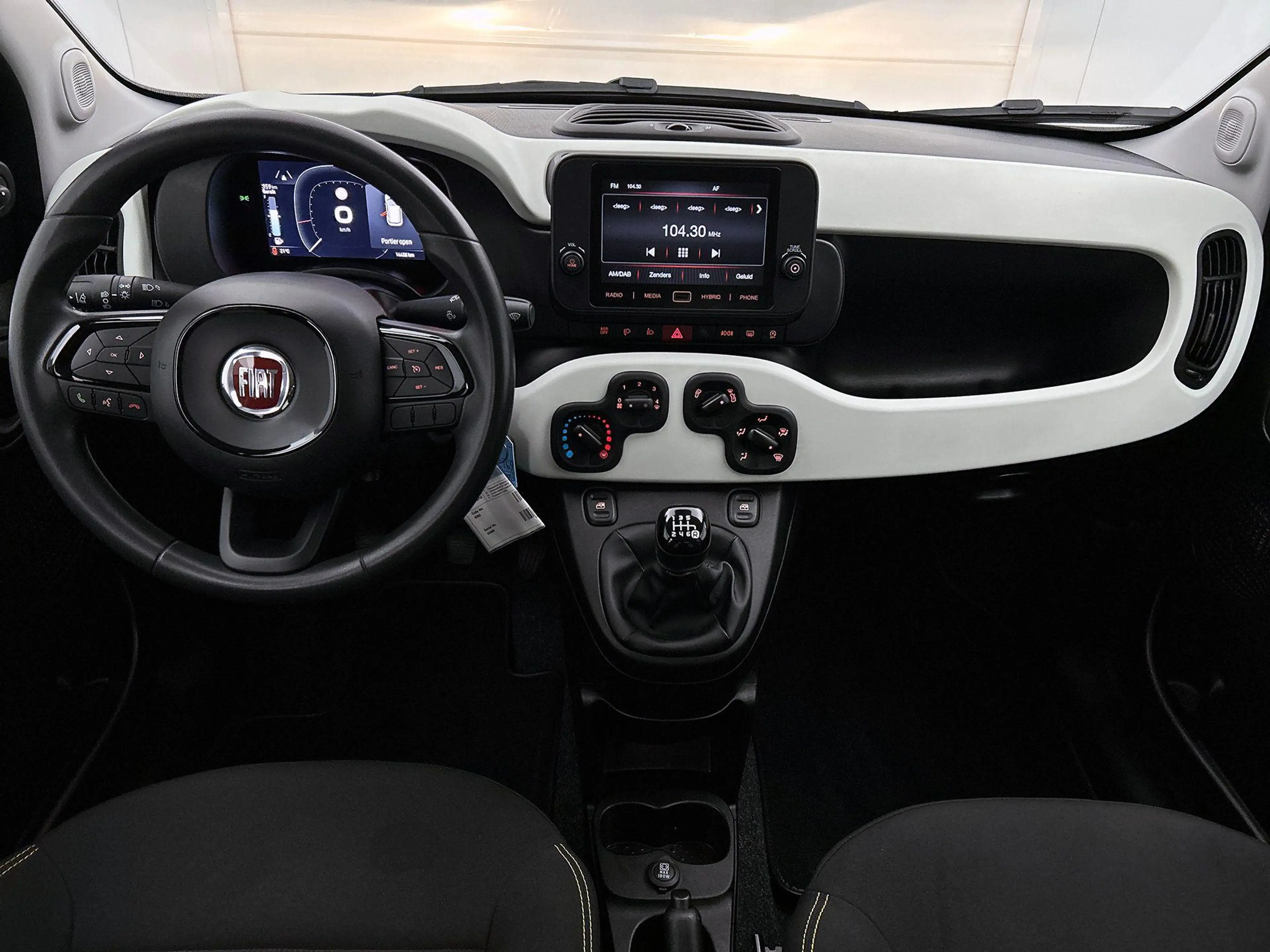 Fiat Panda 1.0 70pk Hybrid Cross | Apple Carplay/Android Auto — photo 11