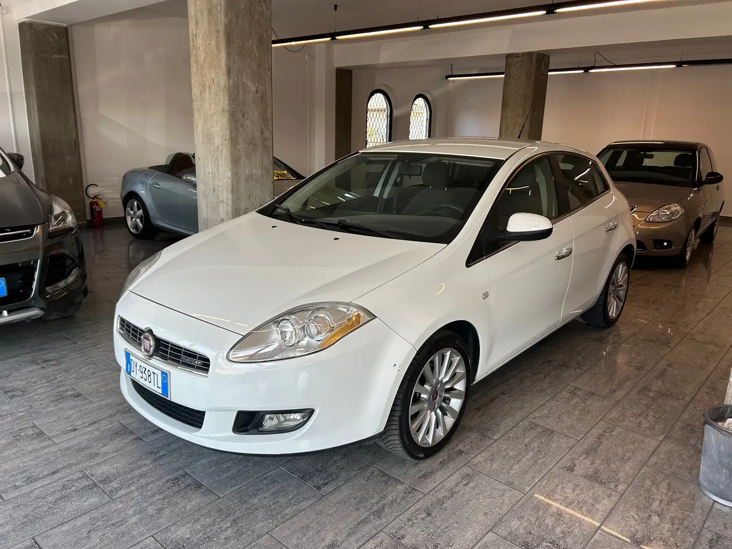 Fiat Bravo 1.6 mjt Emotion 120cv Weiß - 1