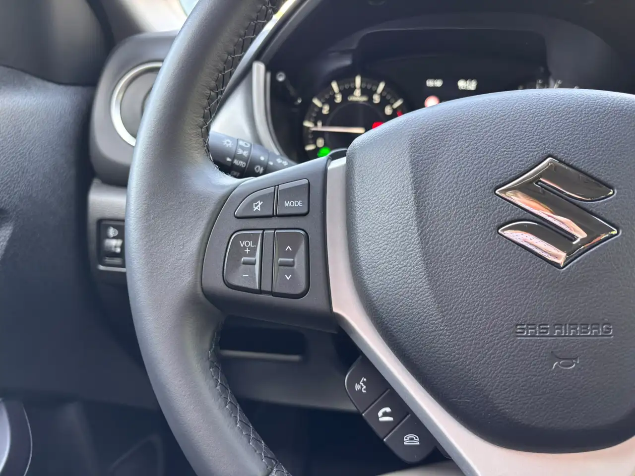 Suzuki Vitara 1.5 Hybrid Select,Nav,Camera,ACC, миниатюра 29