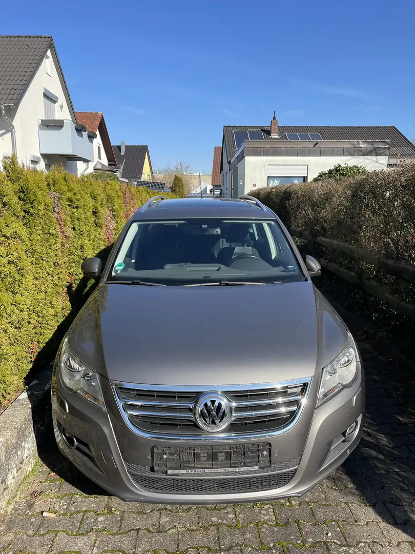 Volkswagen Tiguan Sport & Style 4Motion Grau - 2