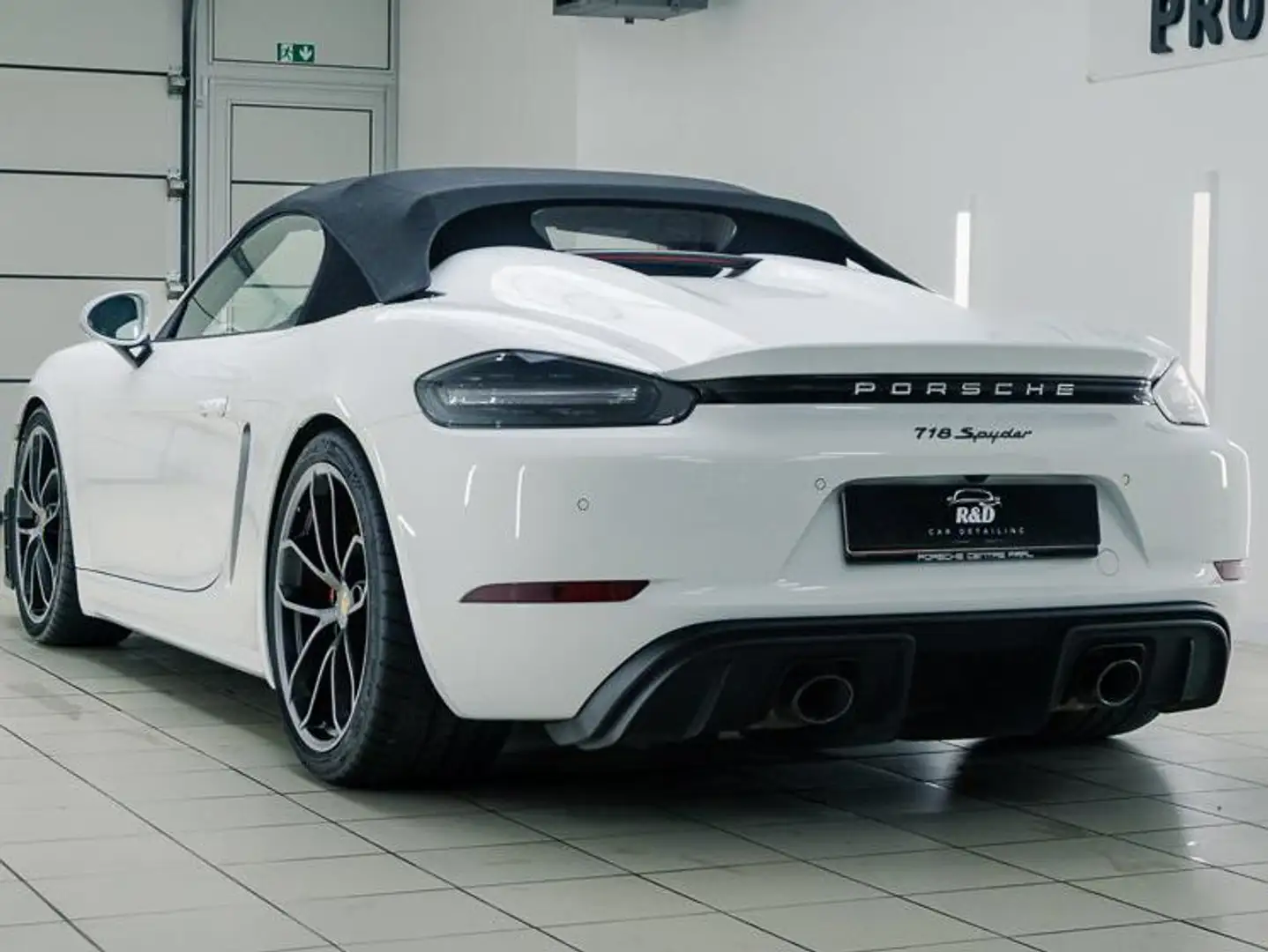 Porsche 718 Spyder boxster Wit - 2