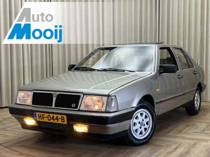 Lancia Thema 2.8 V6 Alcantara *Nieuwe APK* Zonnedak / Trekhaak
