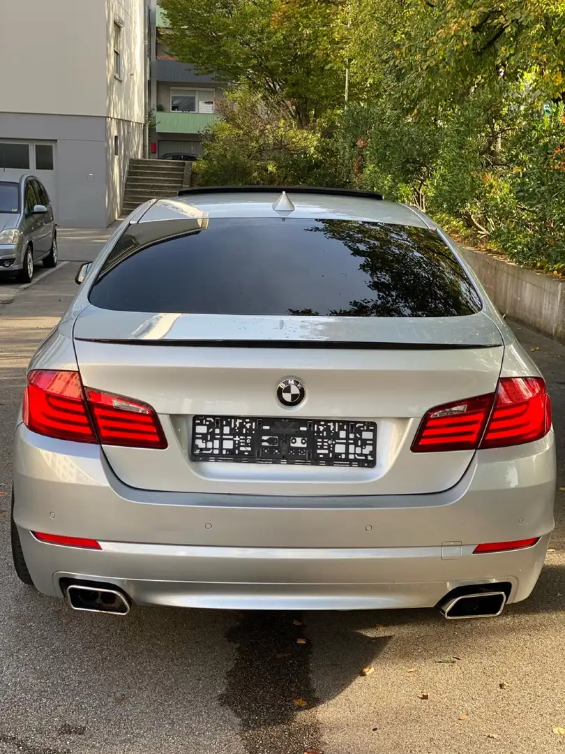 BMW 520 520D Automatic Limo Silber - 2