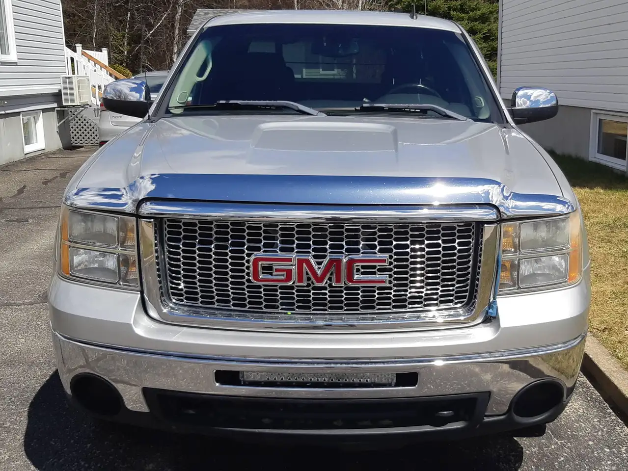 GMC Sierra 1500 photo GMC Sierra 1500