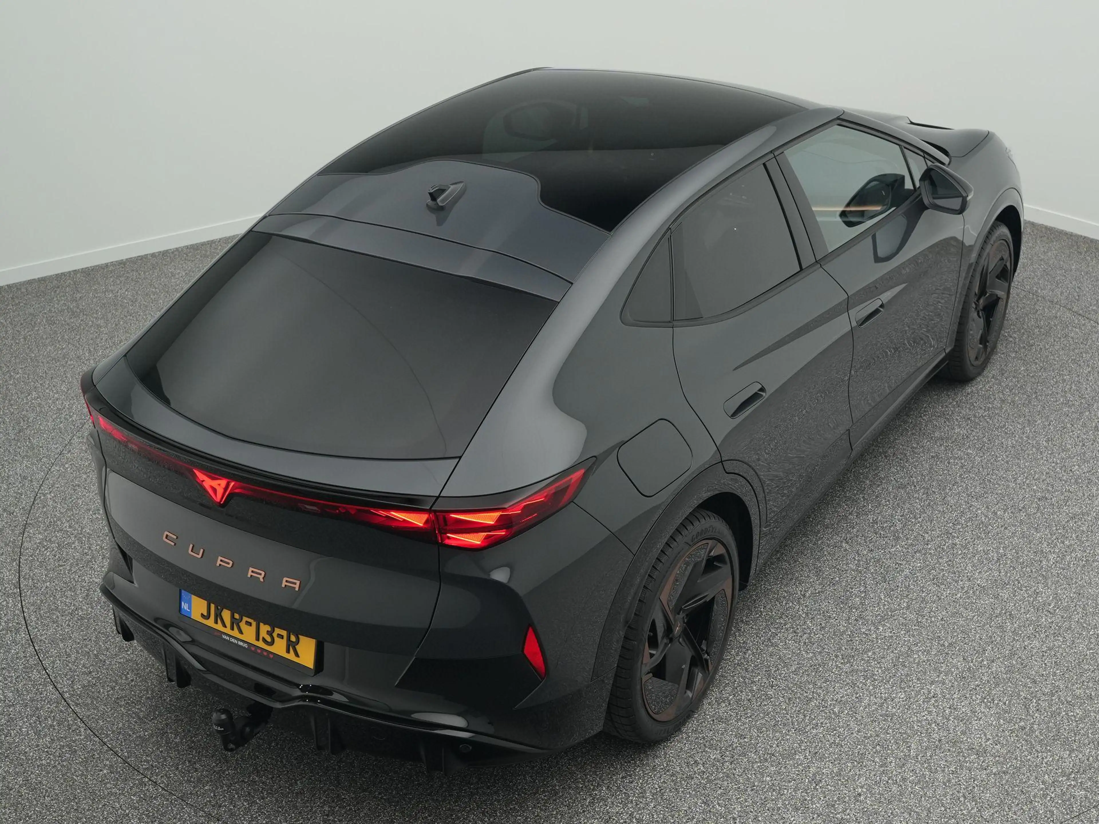 CUPRA Tavascan Adrenaline 82 kWh | SoH 99,8% | Trekhaak | Panoram — photo 14