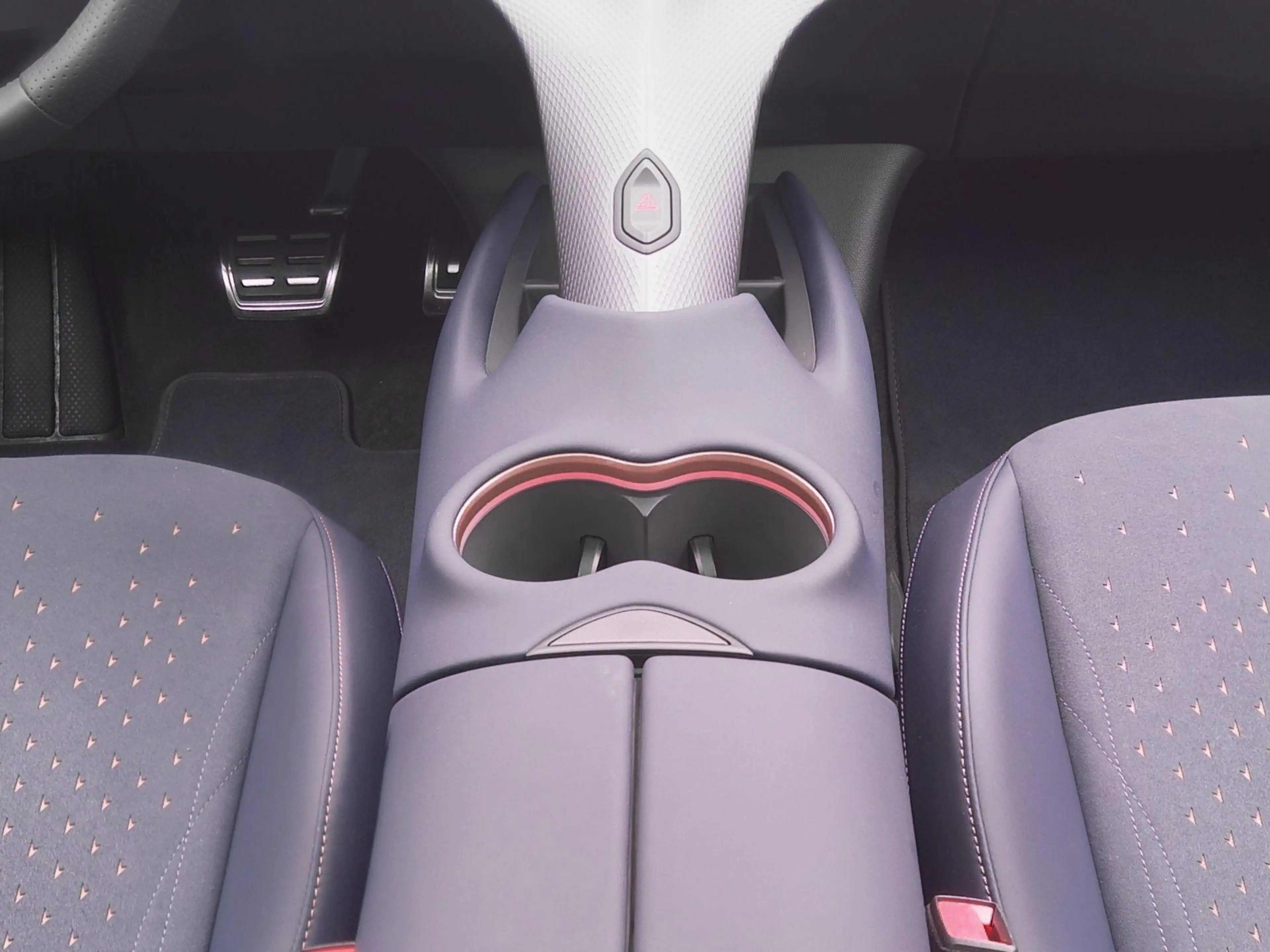 CUPRA Tavascan Adrenaline 82 kWh | SoH 99,8% | Trekhaak | Panoram — photo 10