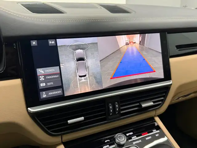Porsche Cayenne view 15