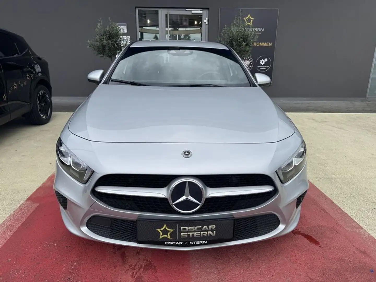 Mercedes-Benz A 200 Progressive Premium Automatik 18''! LED Sport Silber - 2