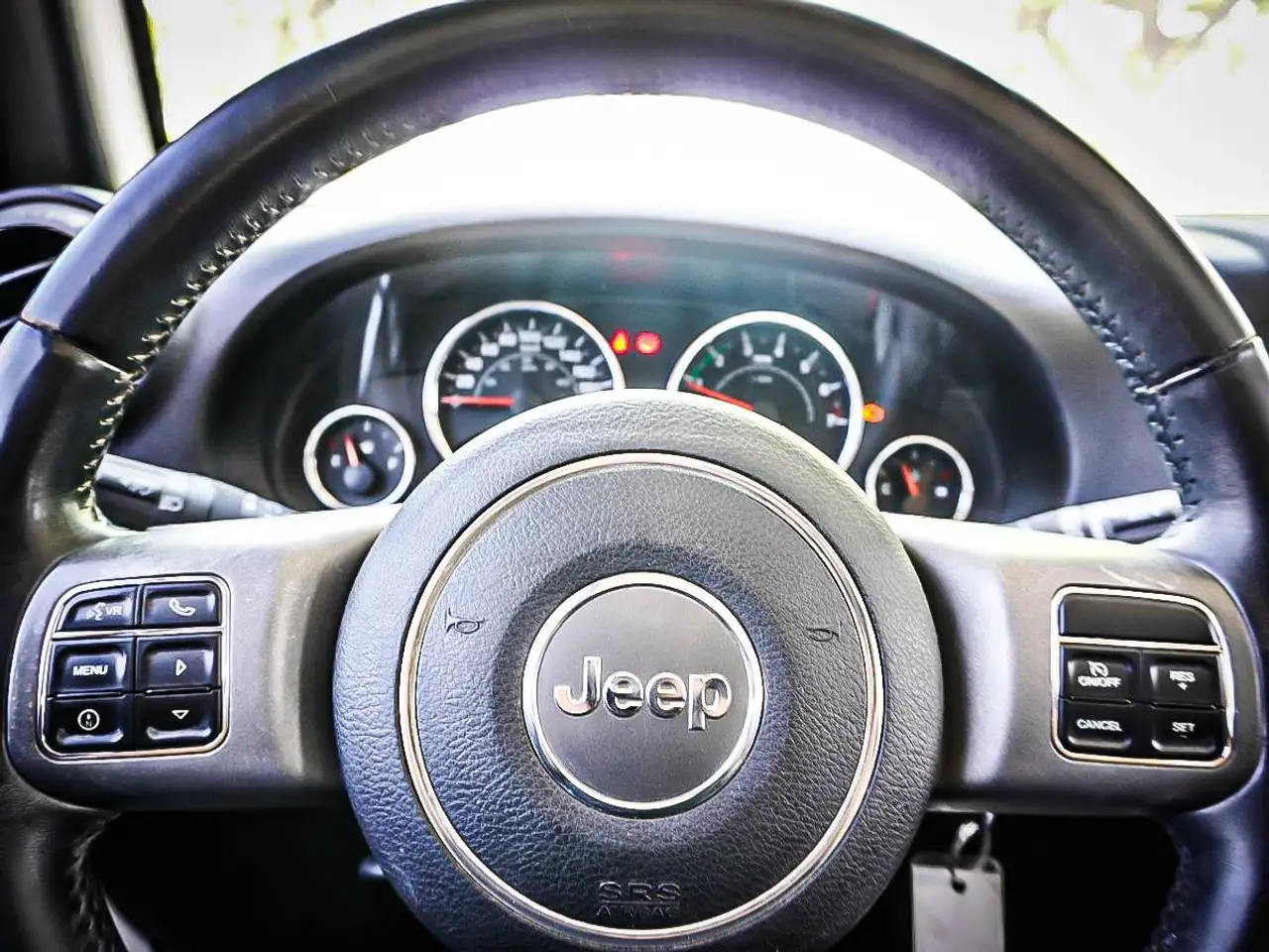 Jeep Wrangler снимка Jeep Wrangler