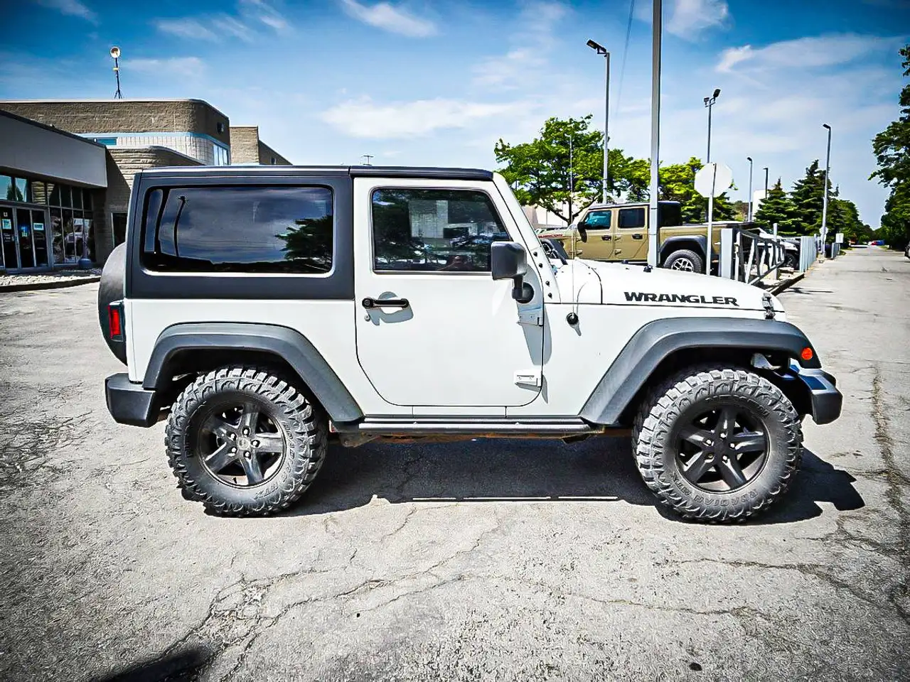 Jeep Wrangler снимка Jeep Wrangler