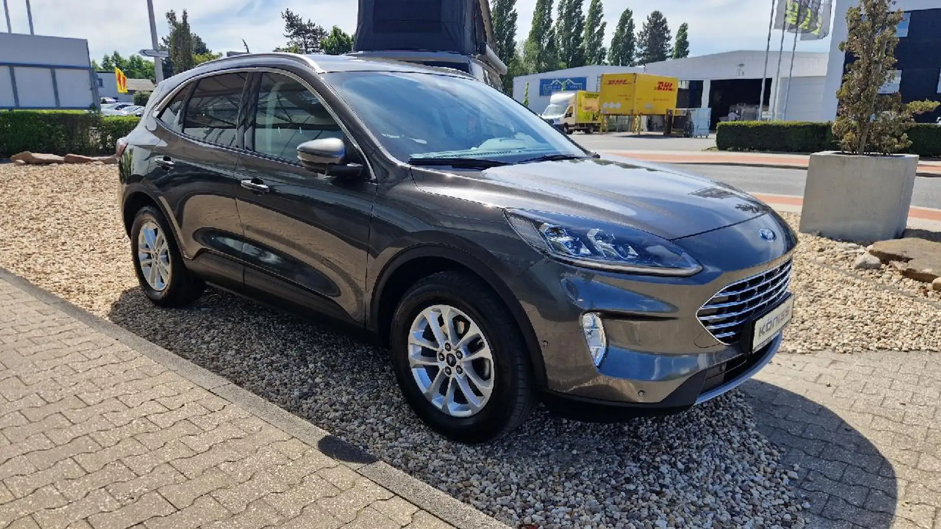 Ford Kuga Hybrid Titanium X Grijs - 2