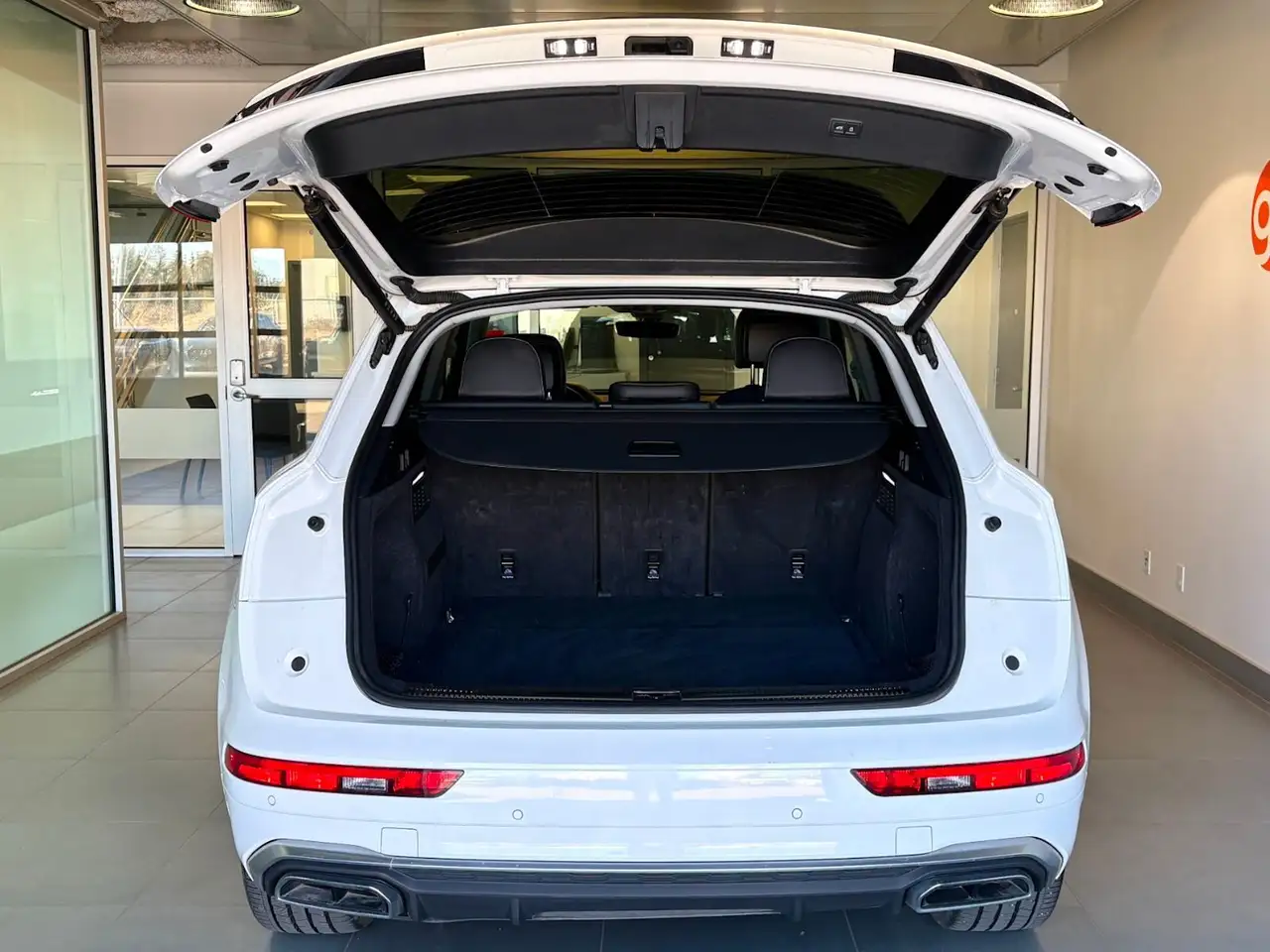 Audi Q5 снимка Audi Q5