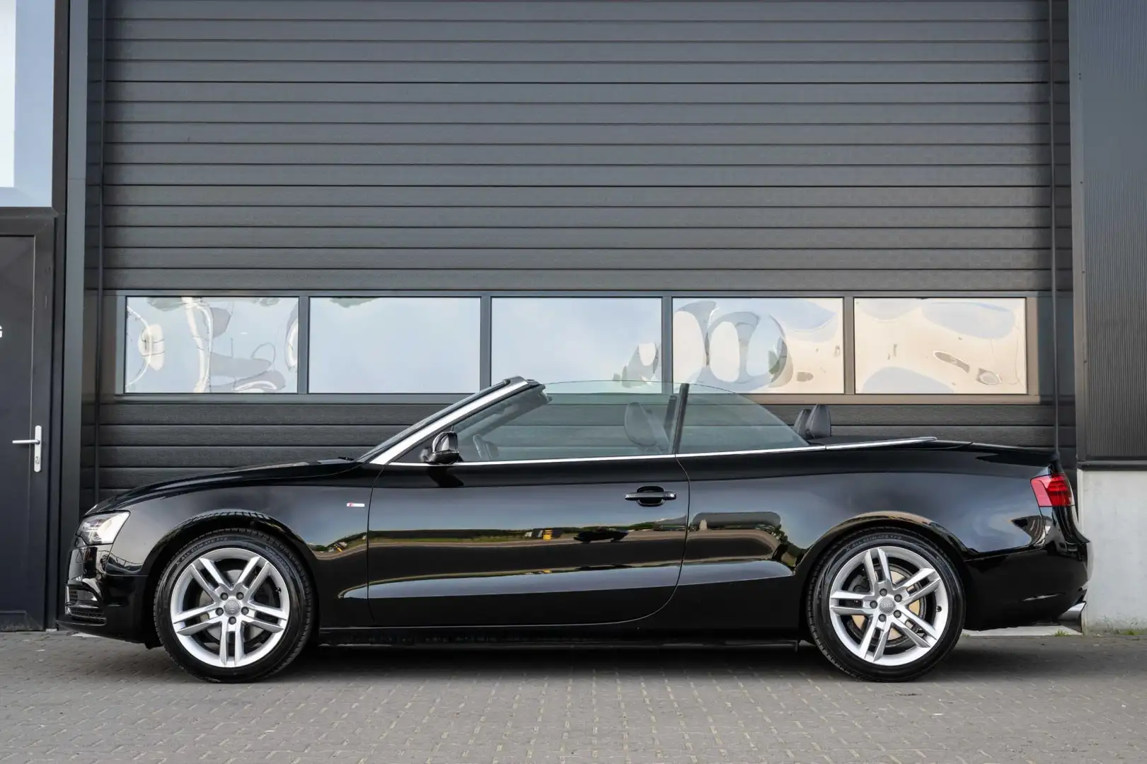 Audi A5 Cabriolet 1.8 TFSI Pro Line S-Line|LEER|NAVI|XENON Zwart - 2