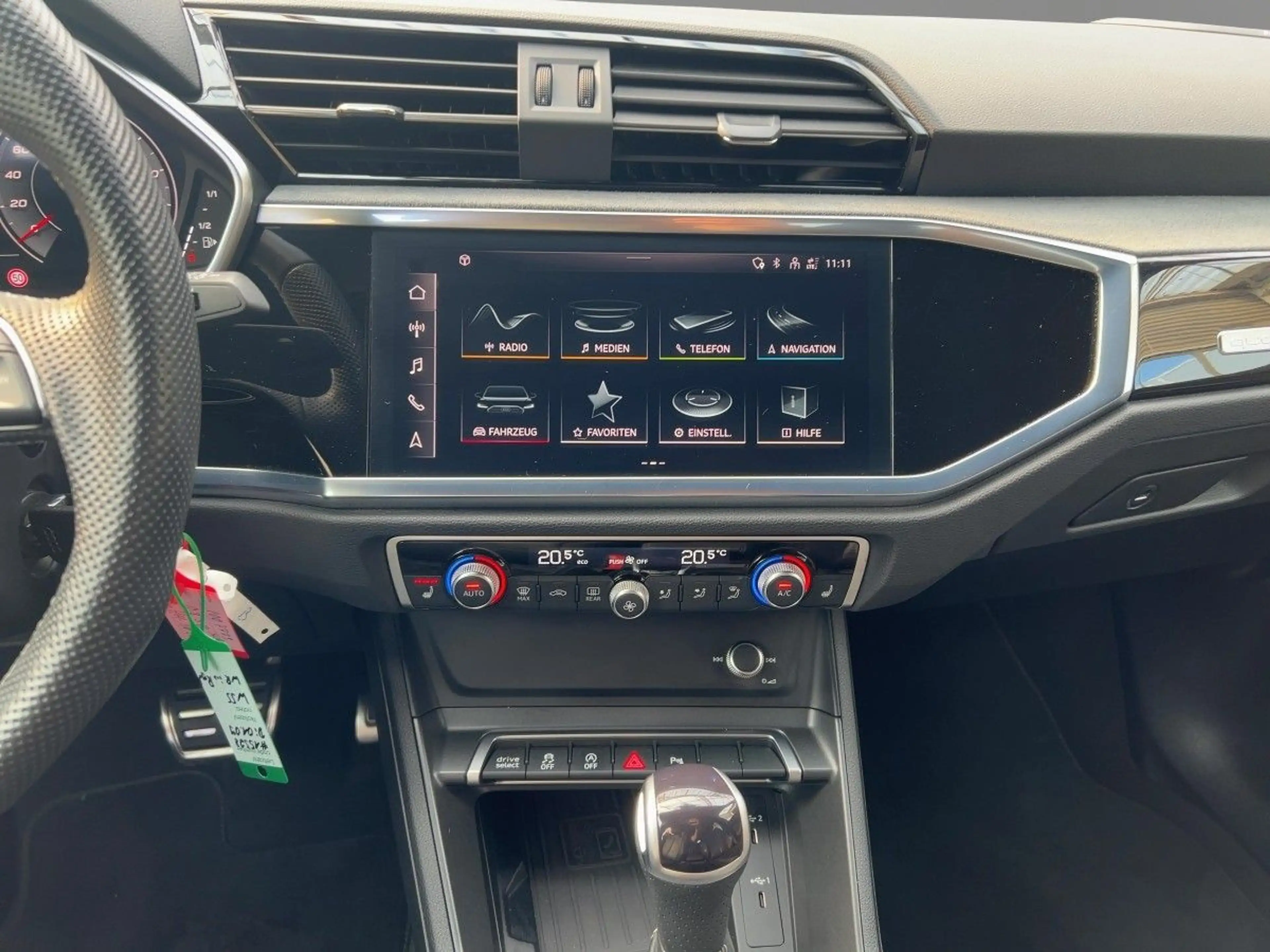 Audi Q3 40 TDI S line quattro S tronic LED — photo 12