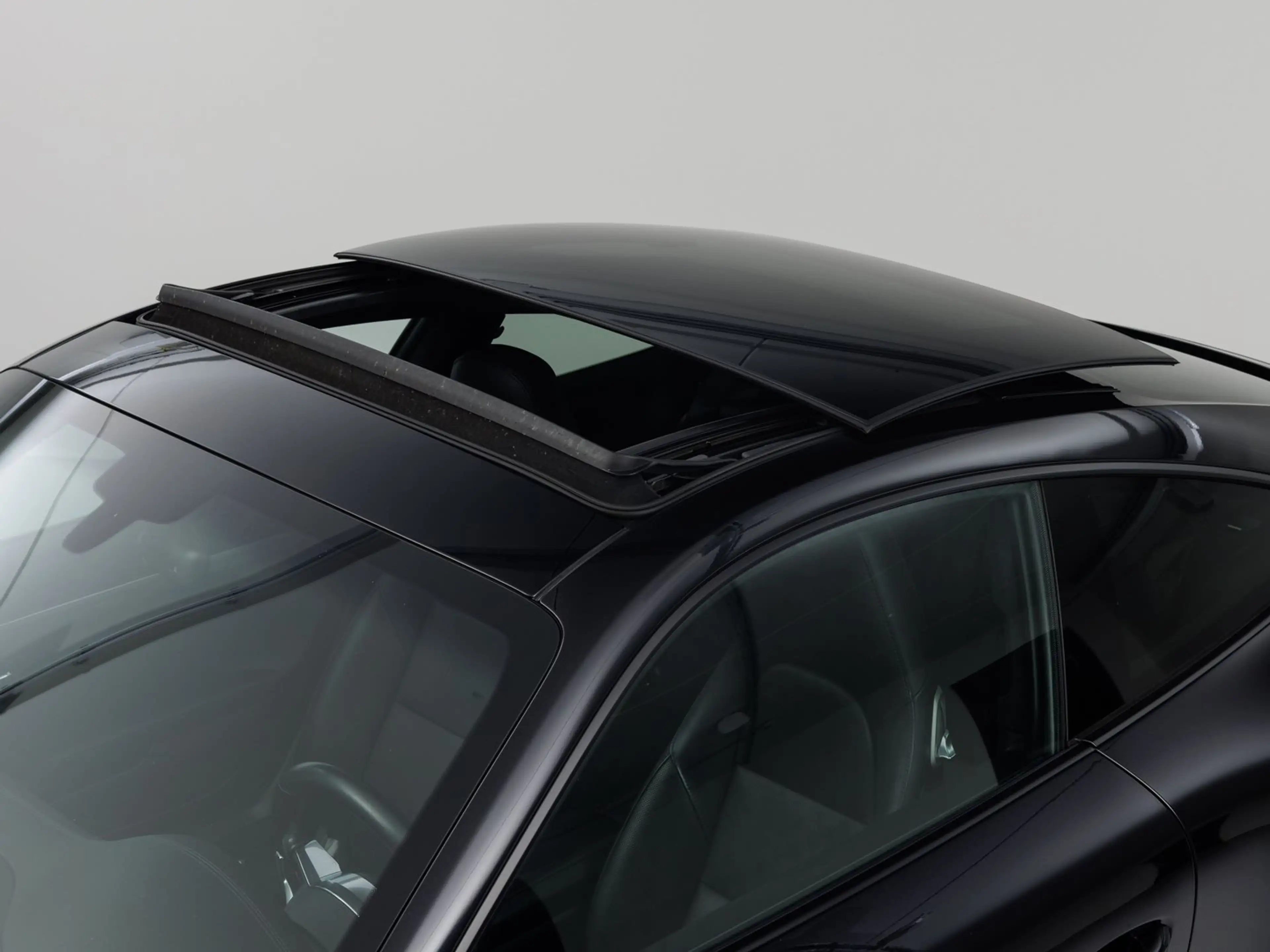 Porsche 911 Carrera 4 Coupe II (991) — photo 13