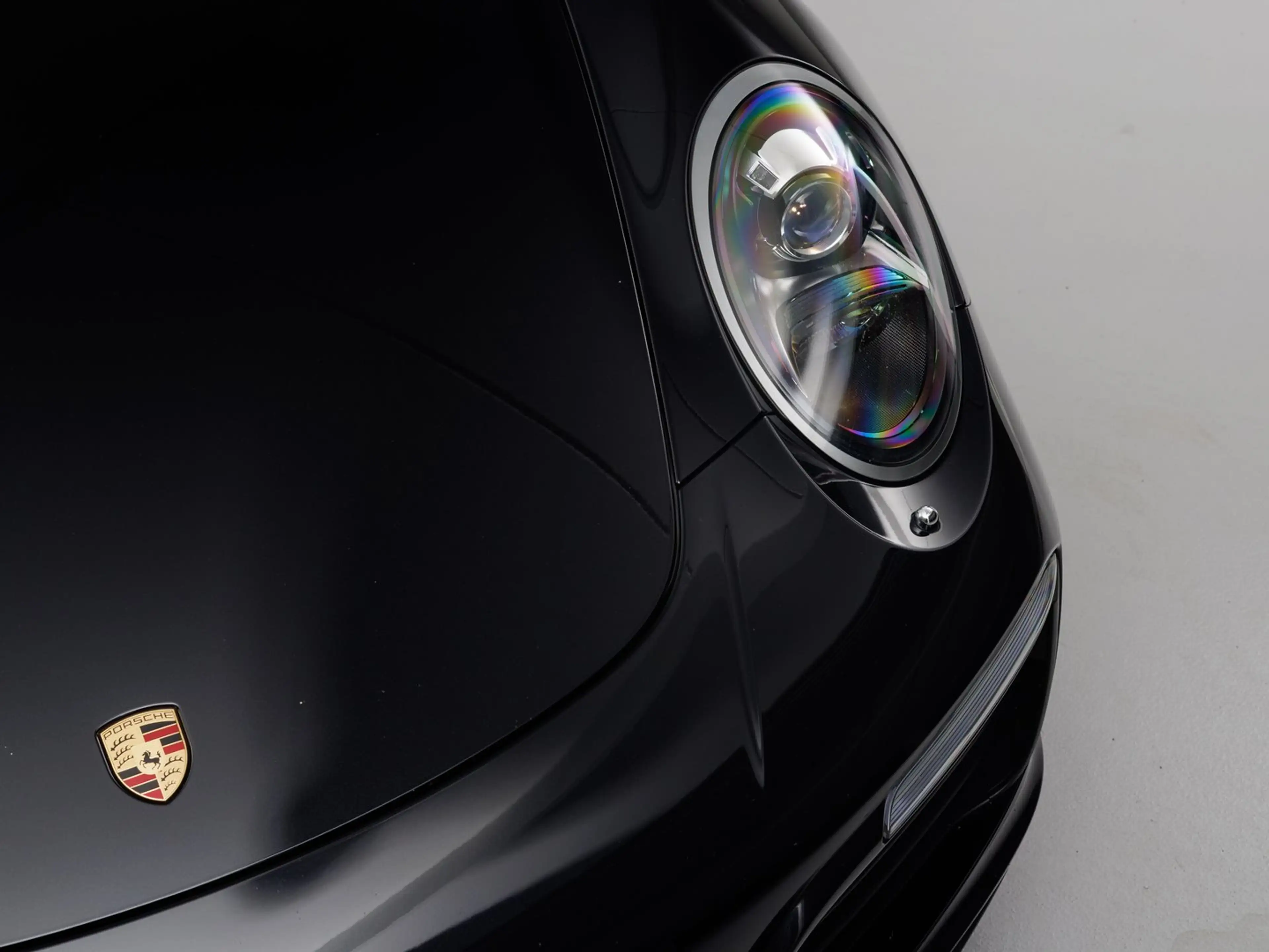 Porsche 911 Carrera 4 Coupe II (991) — photo 5