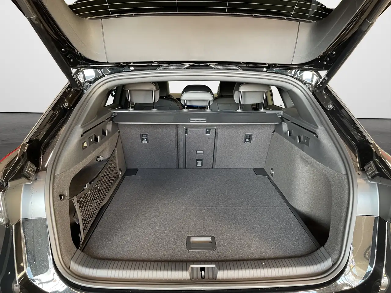 Volkswagen ID.7 Tourer Pro 12