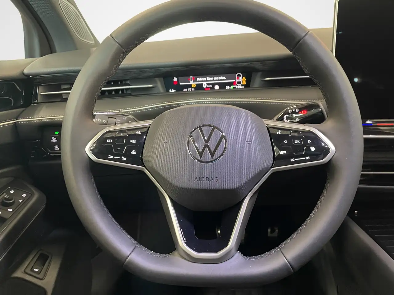 Volkswagen ID.7 Tourer Pro 9