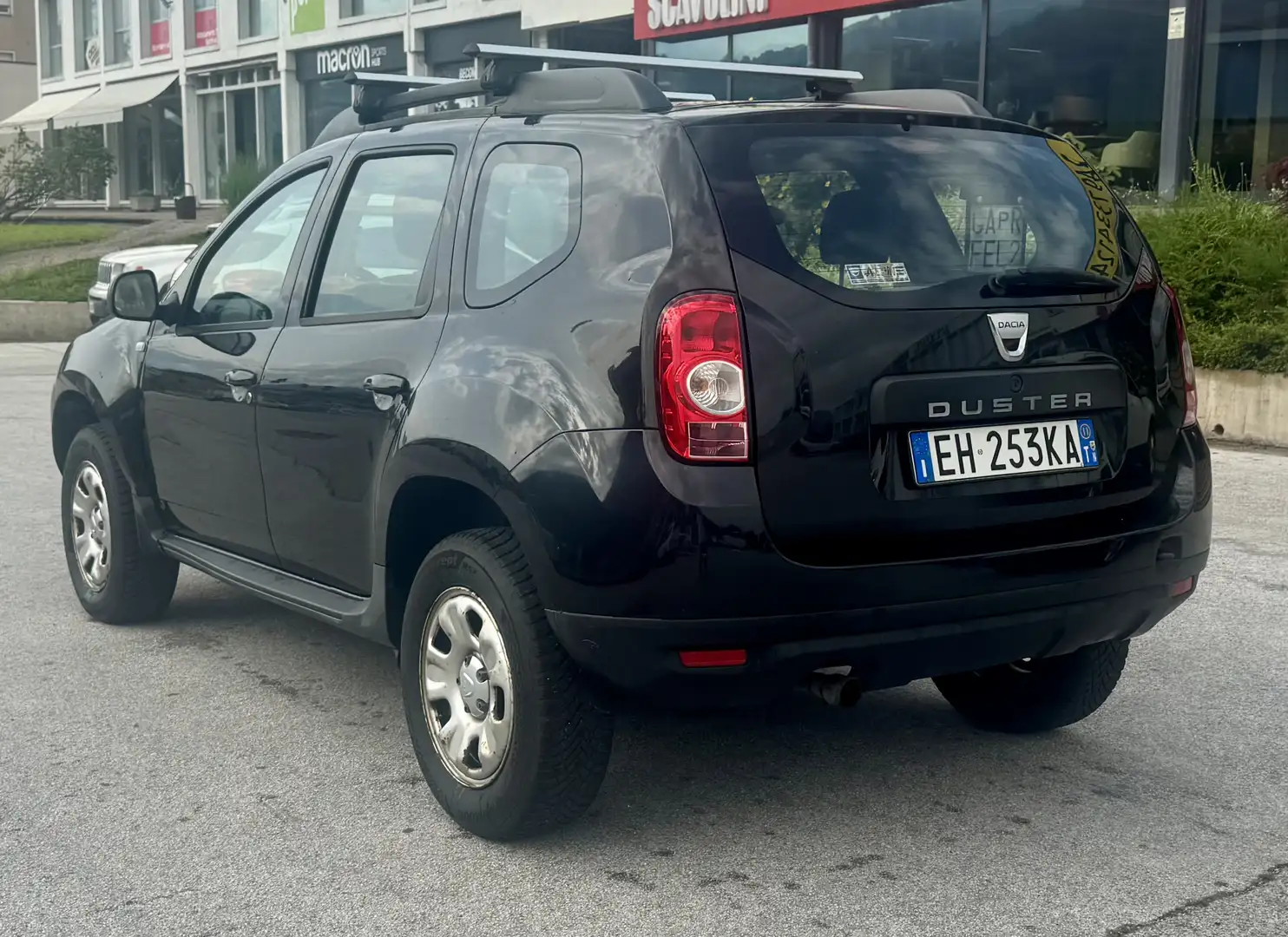 Dacia Duster 1.6 Laureate 4x2 110cv - 2