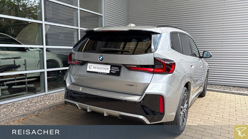 BMW X1 sDrive18i A M-Sport,Pano,AHK,Autom — photo 2