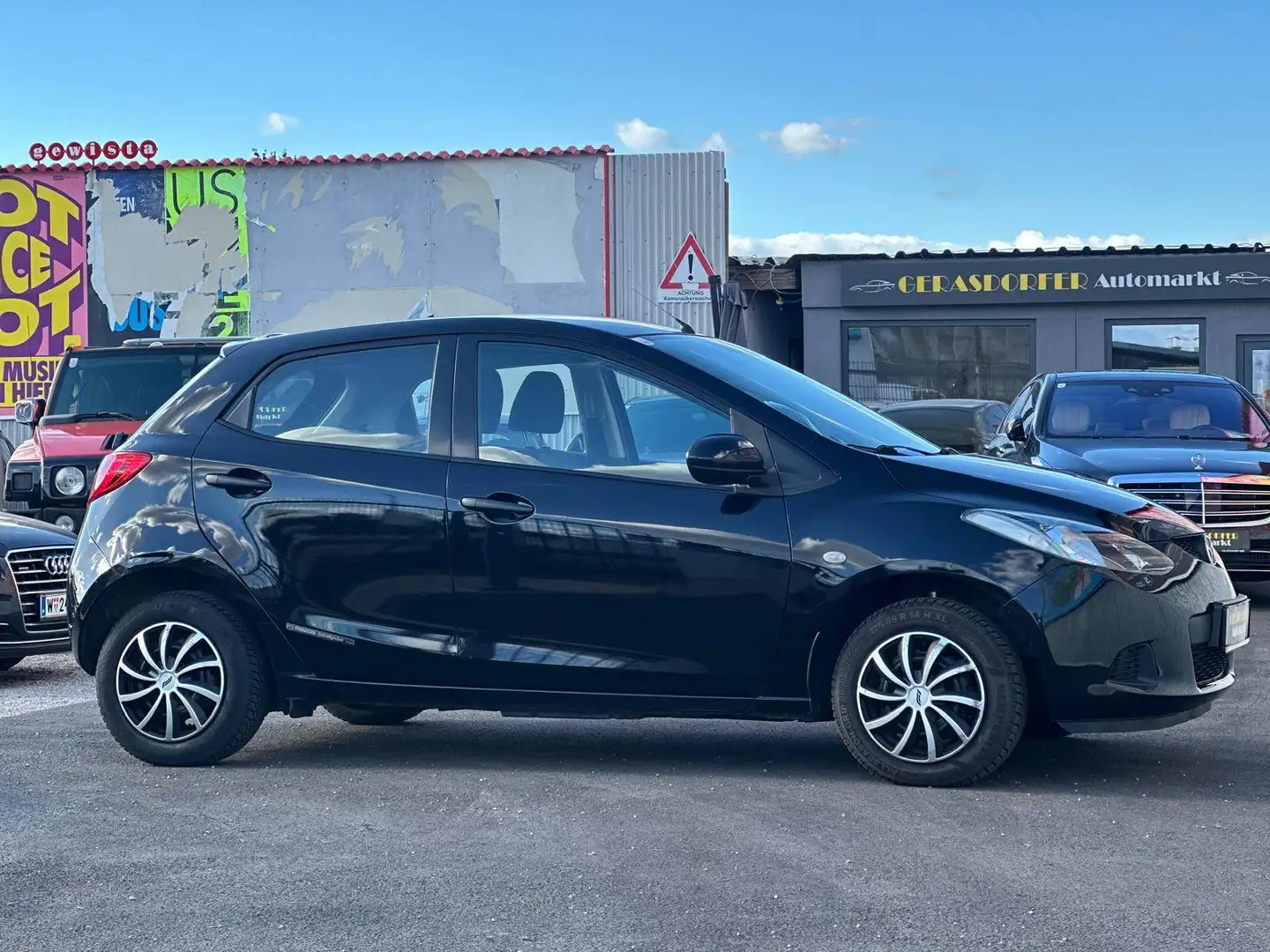 Mazda 2 1.3 Impuls **Mit Pickerl*Klima** Schwarz - 1