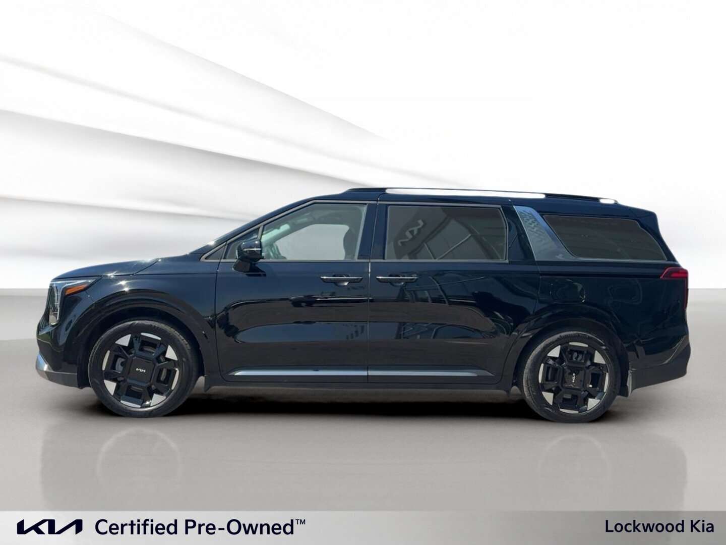 used 2025 Kia Carnival car, priced at $44,999