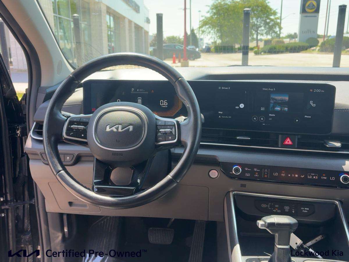 used 2025 Kia Carnival car, priced at $44,999