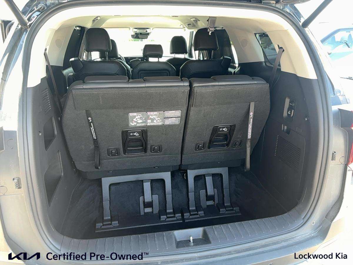 used 2025 Kia Carnival car, priced at $44,999