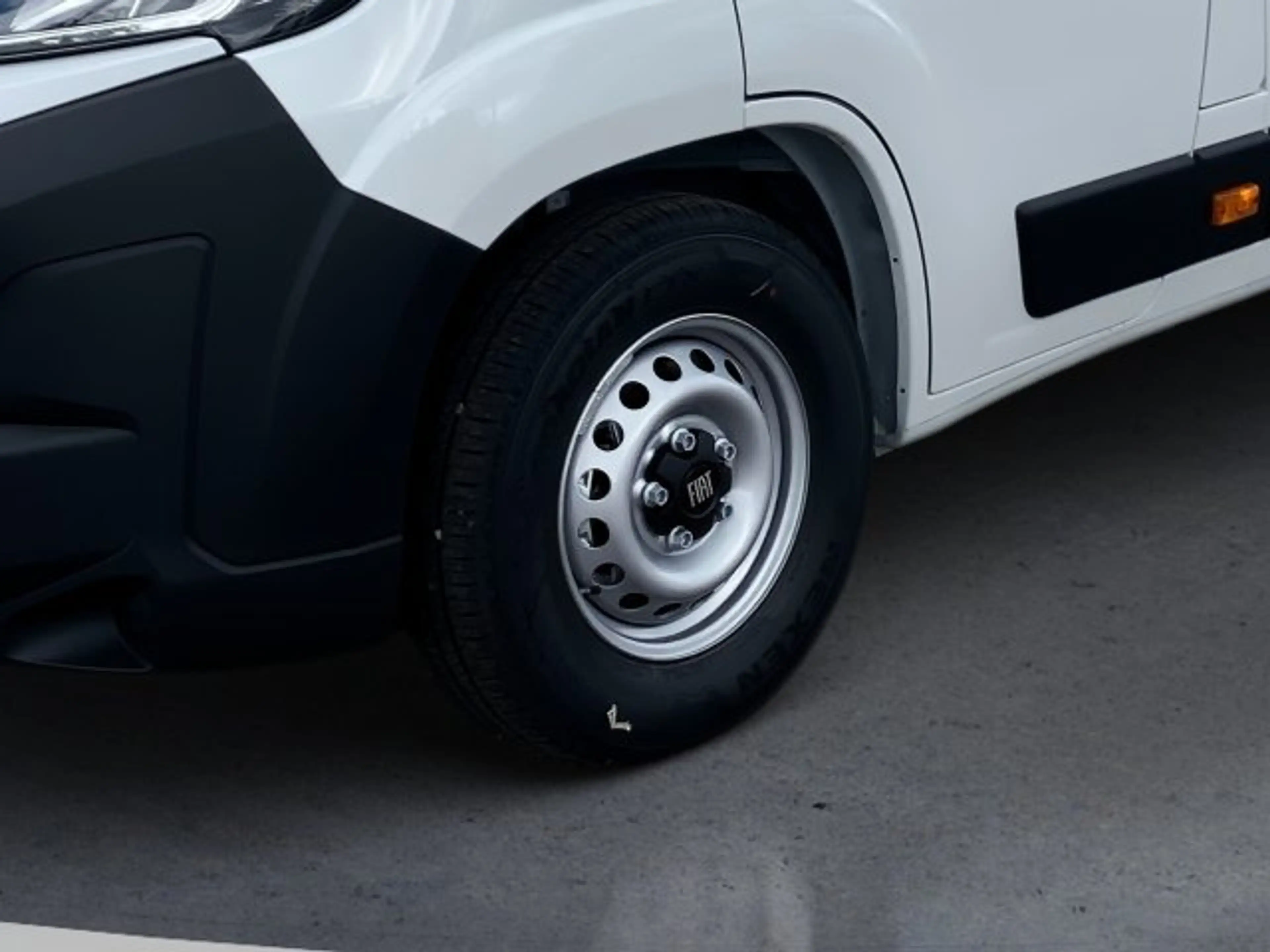 Fiat Ducato Maxi Kastenwagen L4H2 — photo 8