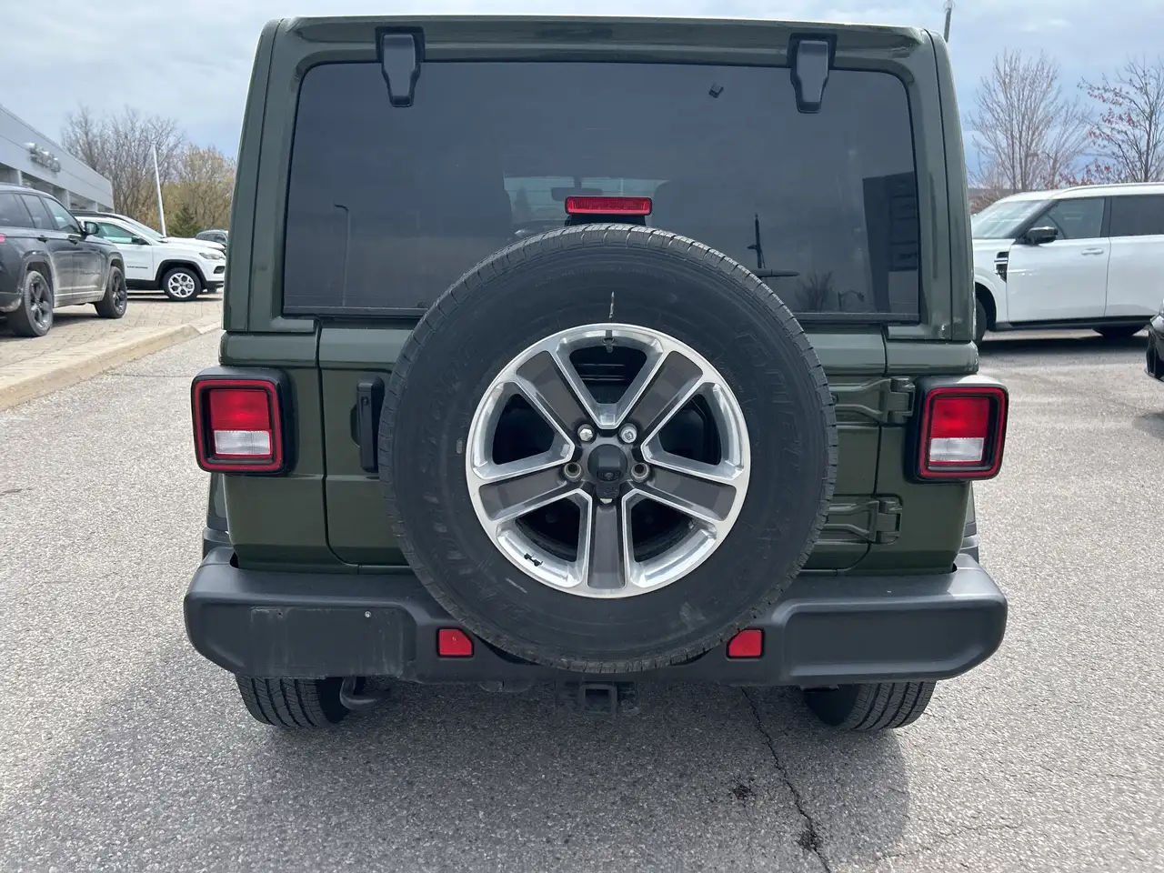 Jeep Wrangler снимка Jeep Wrangler