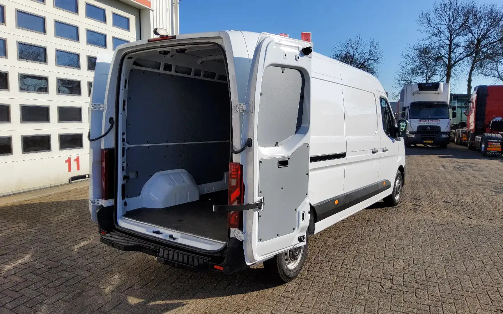 Renault Master 130.35 EURO 6 L3H2 GESLOTEN - WIT - V-06-LLF - BPM Wit - 2