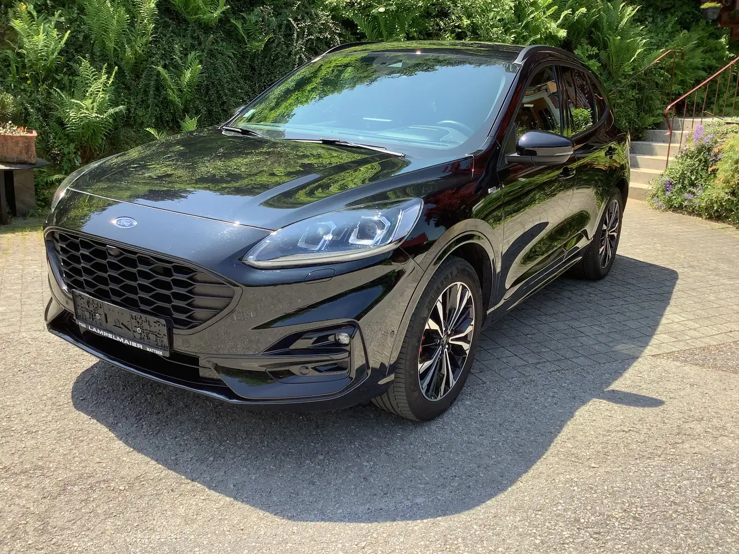 Ford Kuga Kuga 2,0 EcoBlue AWD ST-Line X Aut. ST-Line X Schwarz - 2