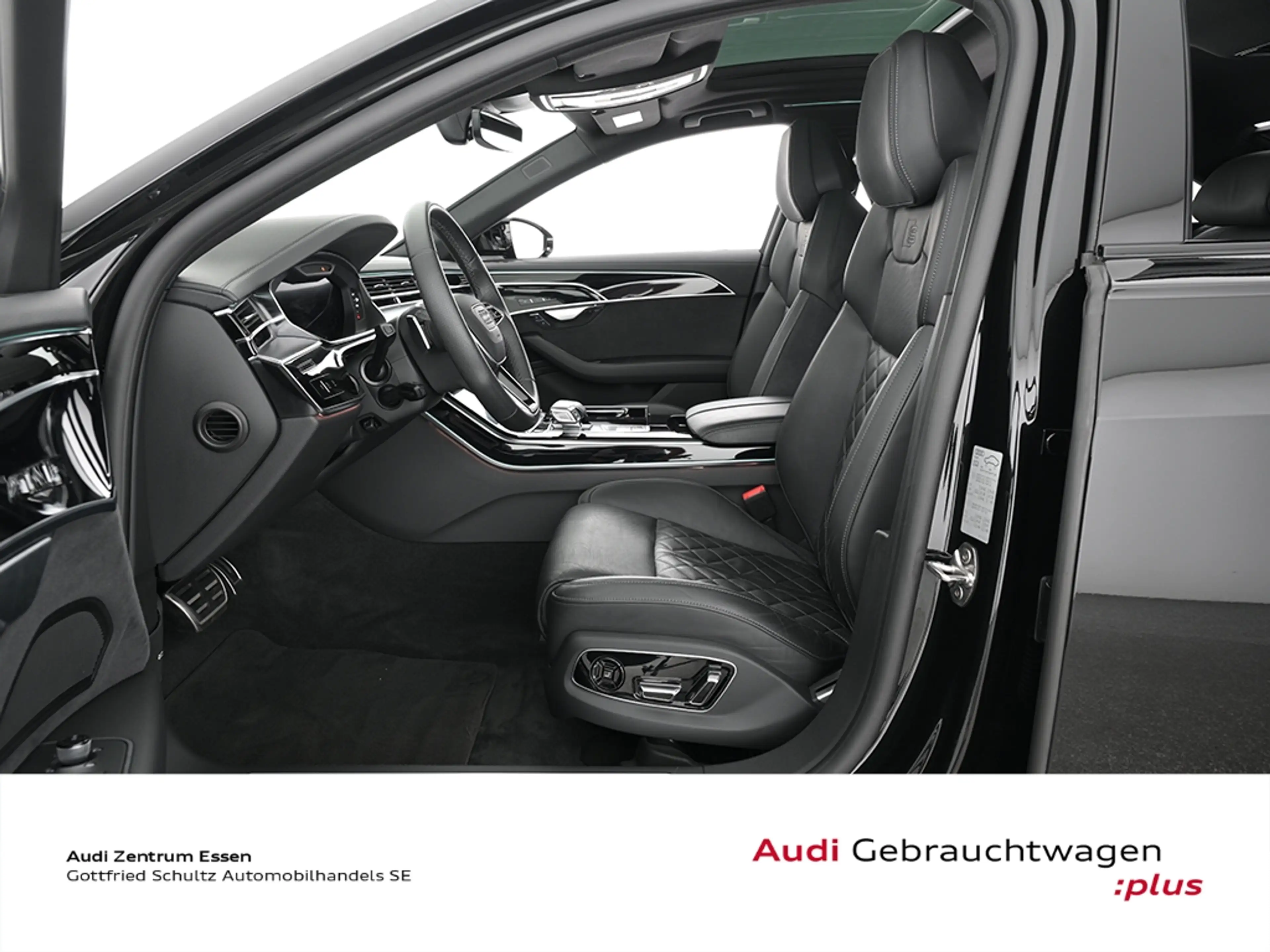 Audi A8 60 TFSI e quattro S Line — photo 11