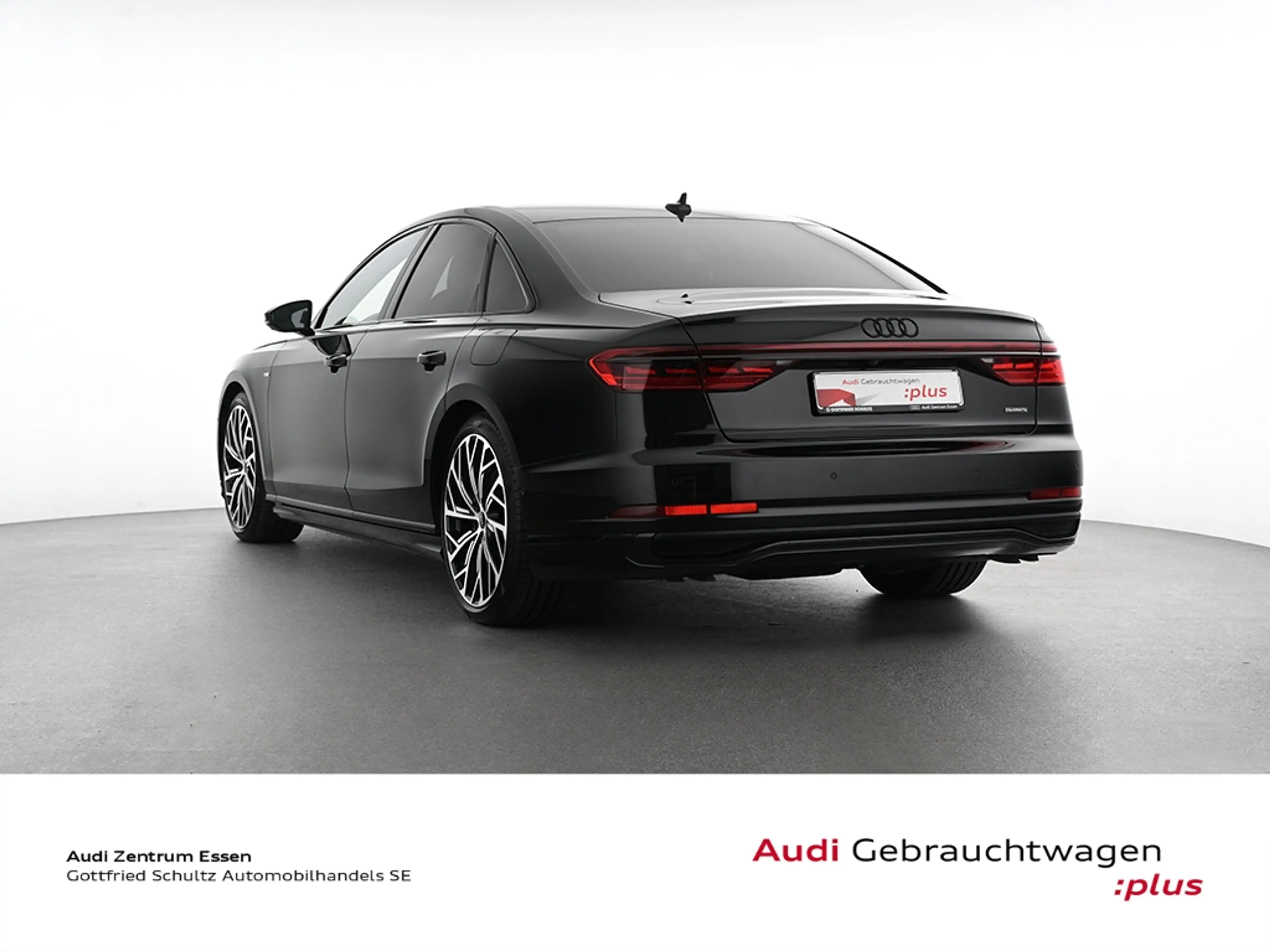 Audi A8 60 TFSI e quattro S Line — photo 2