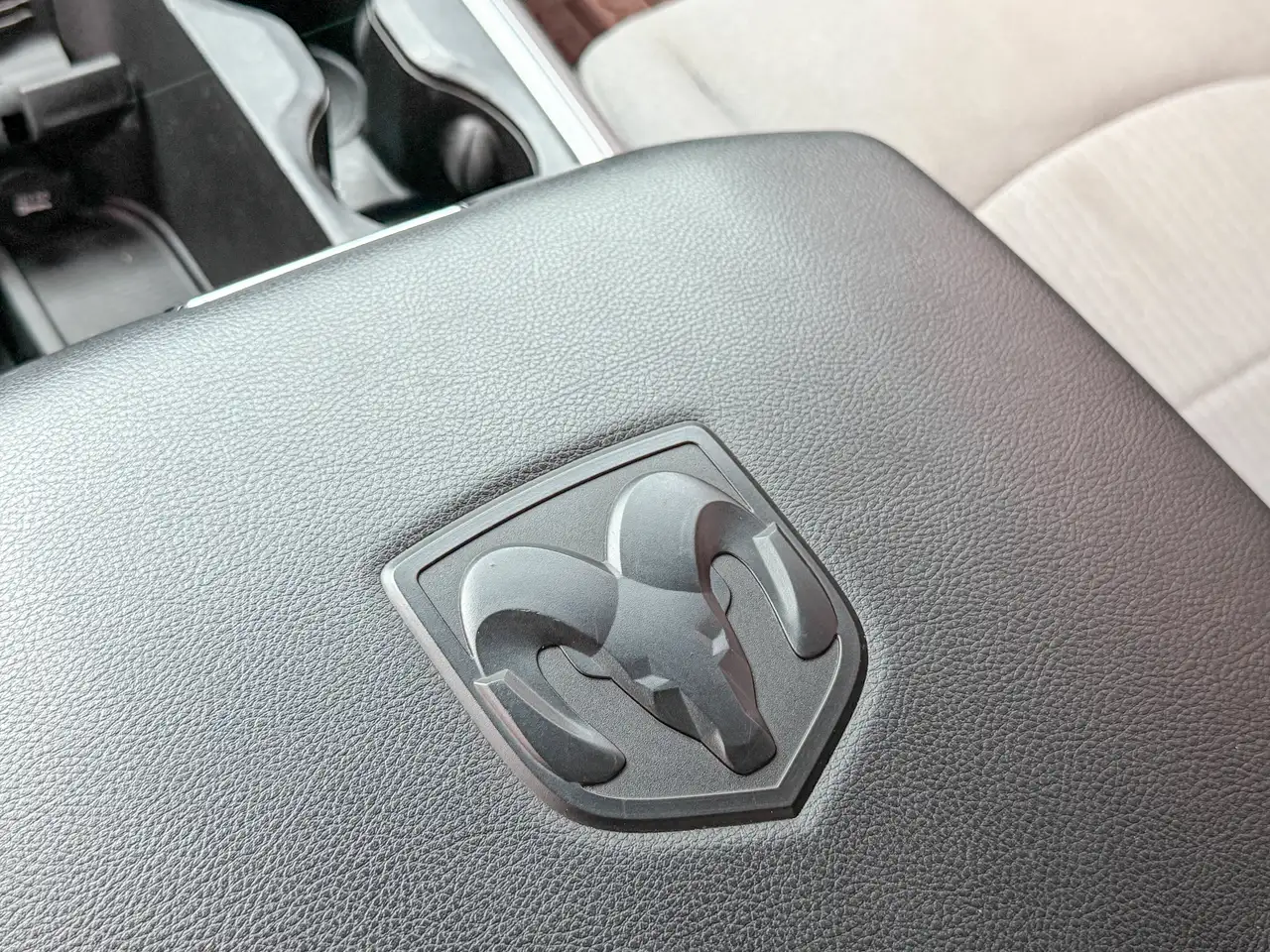 RAM 1500 fotografie RAM 1500