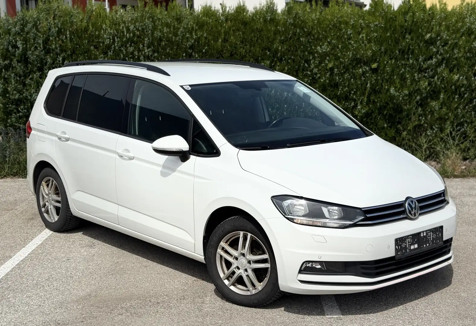 Volkswagen Touran 2.0 TDI SCR Comfortline 5-Sitzer MwSt. ausweisbar Weiß - 2