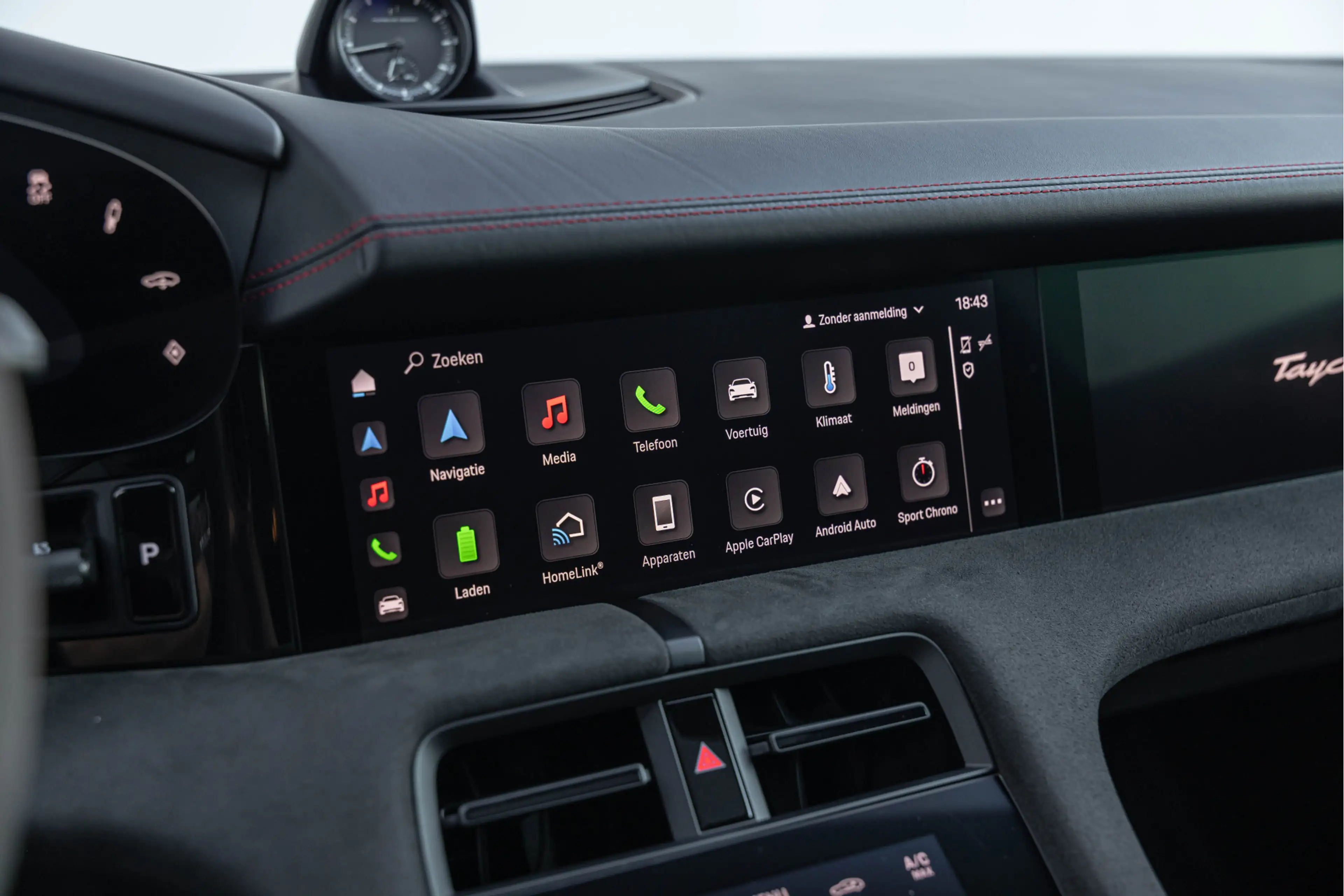 Porsche Taycan Sport Turismo GTS 93 kWh 598pk Pano 4-wielsturing — photo 30