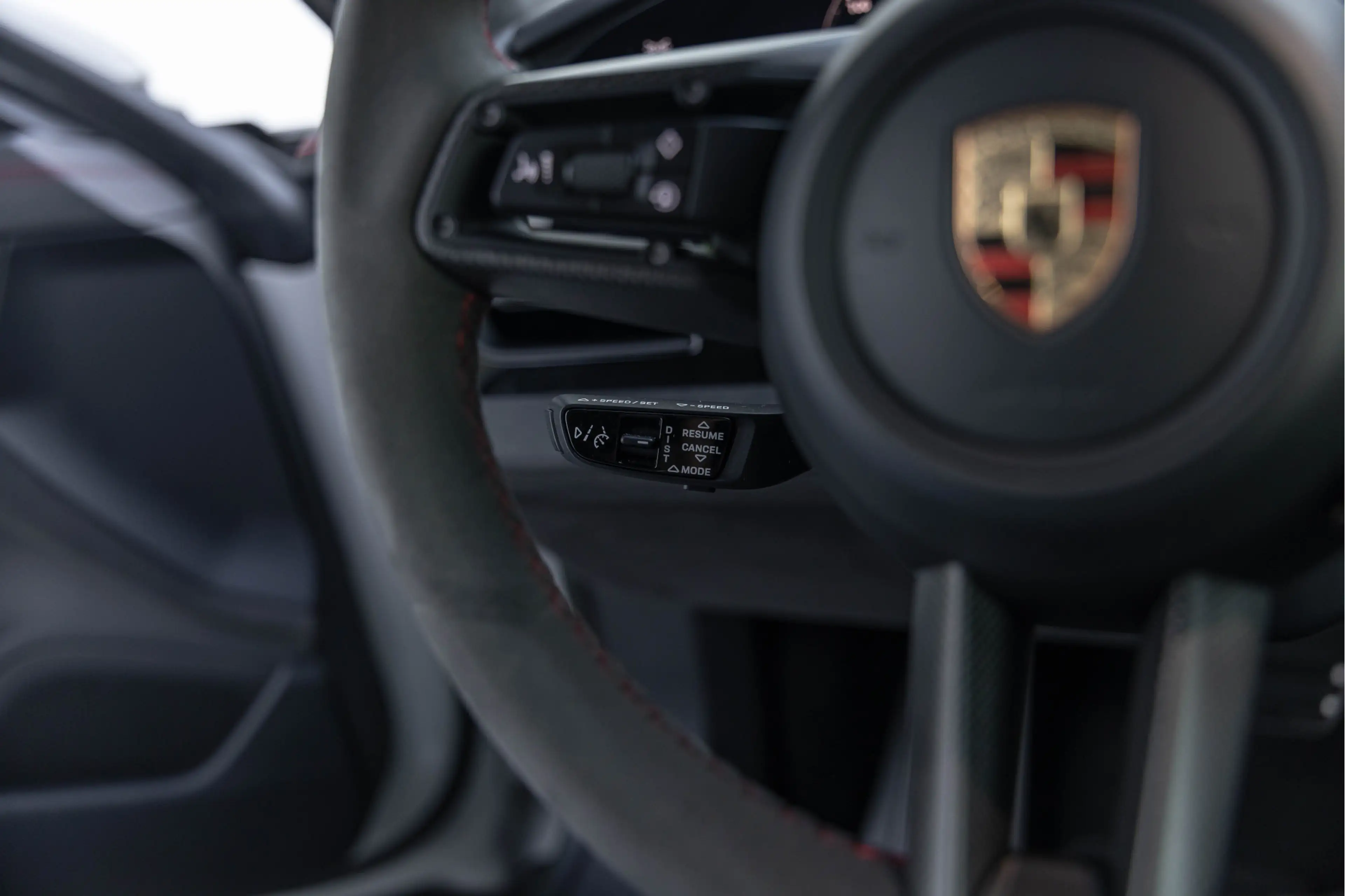 Porsche Taycan Sport Turismo GTS 93 kWh 598pk Pano 4-wielsturing — photo 38