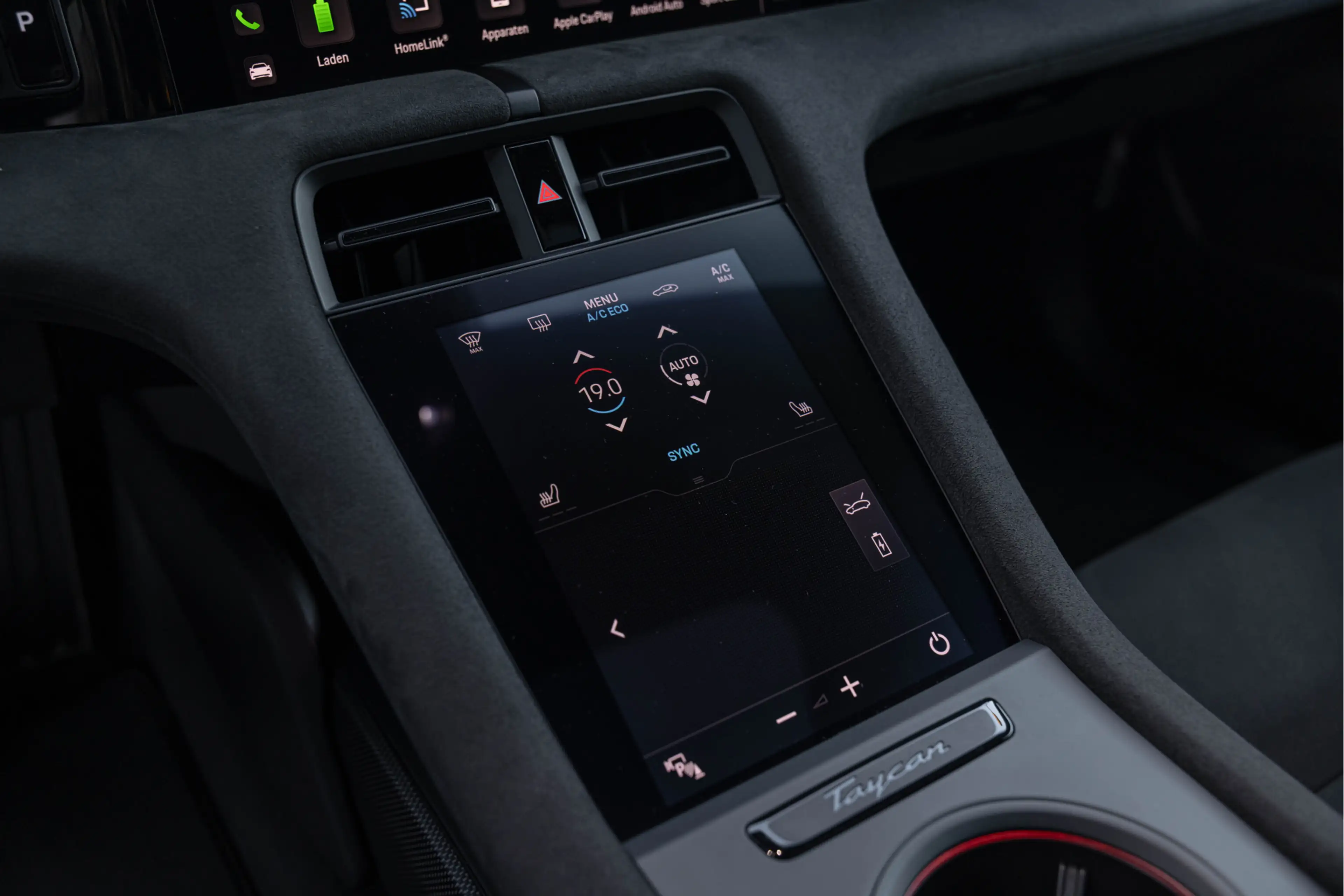 Porsche Taycan Sport Turismo GTS 93 kWh 598pk Pano 4-wielsturing — photo 29