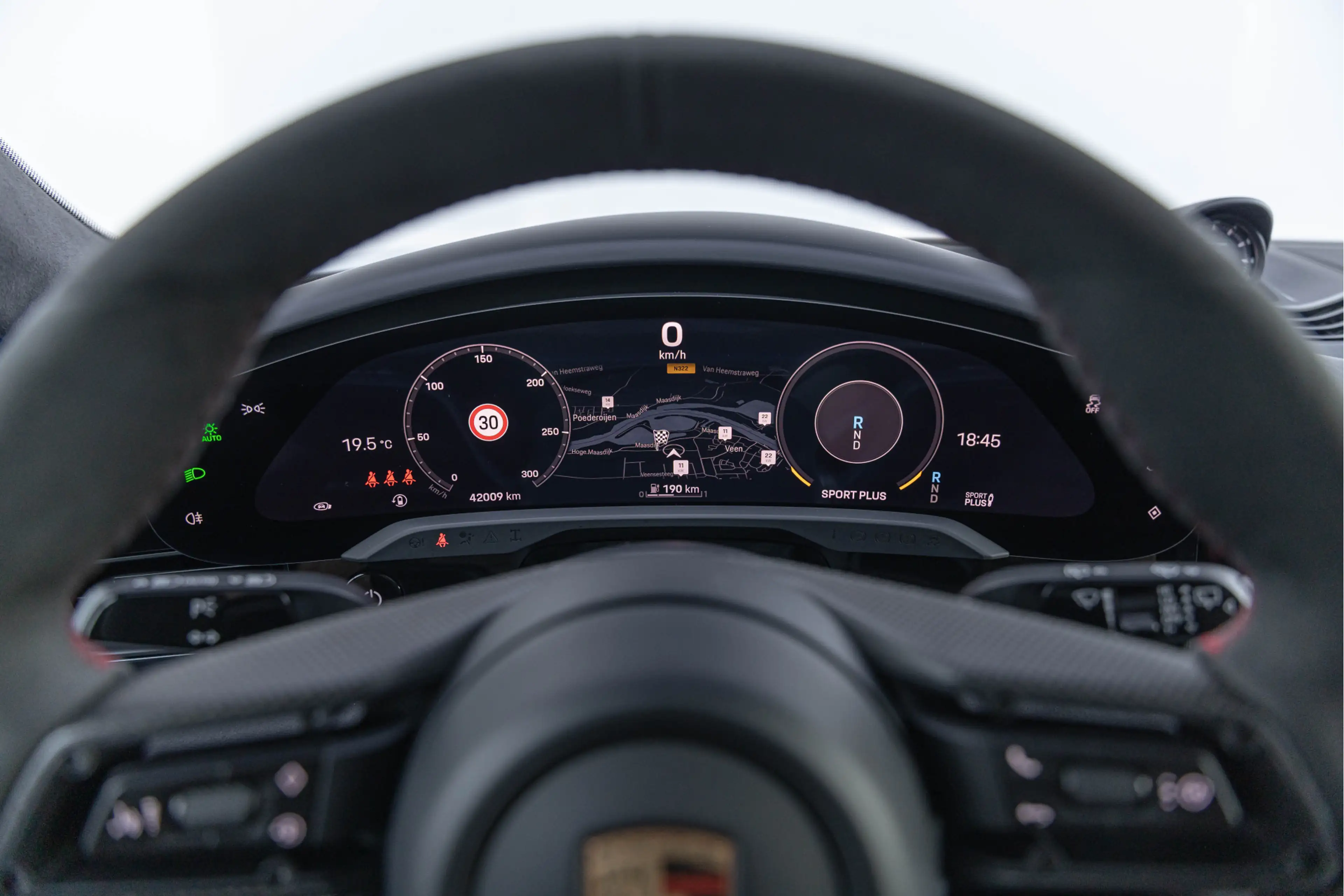 Porsche Taycan Sport Turismo GTS 93 kWh 598pk Pano 4-wielsturing — photo 37